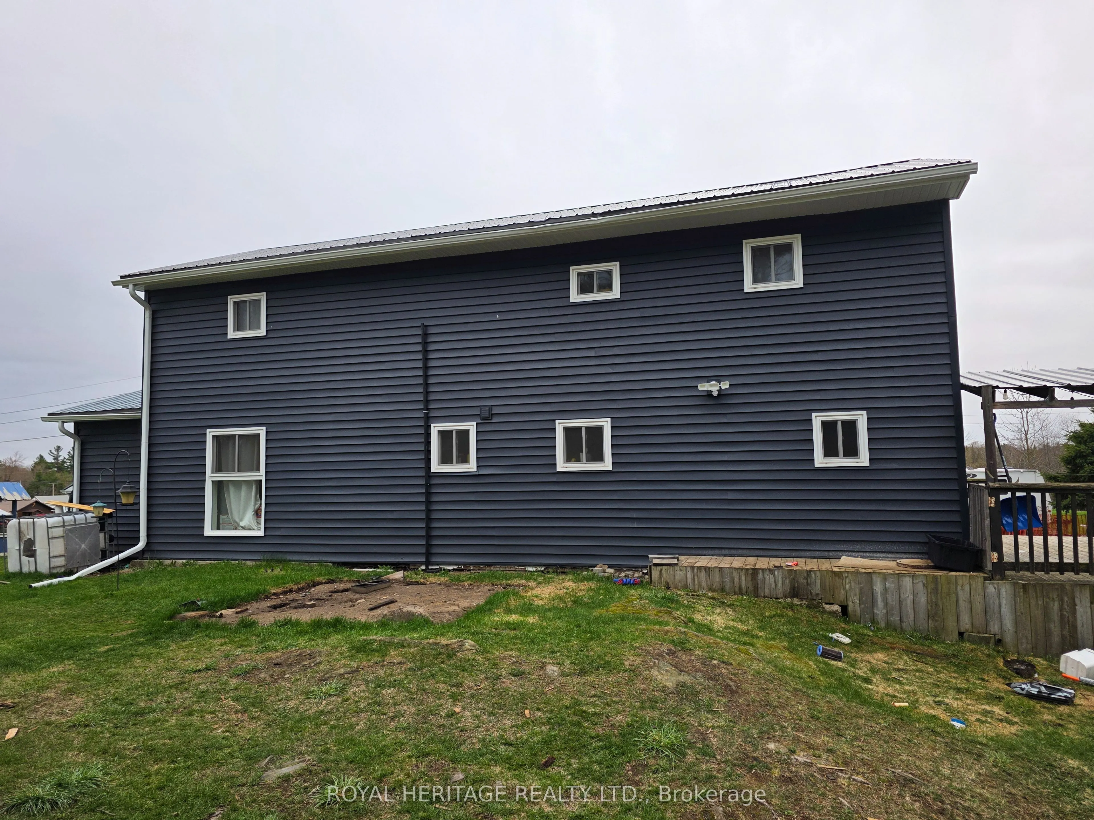 20 Lilac Lane