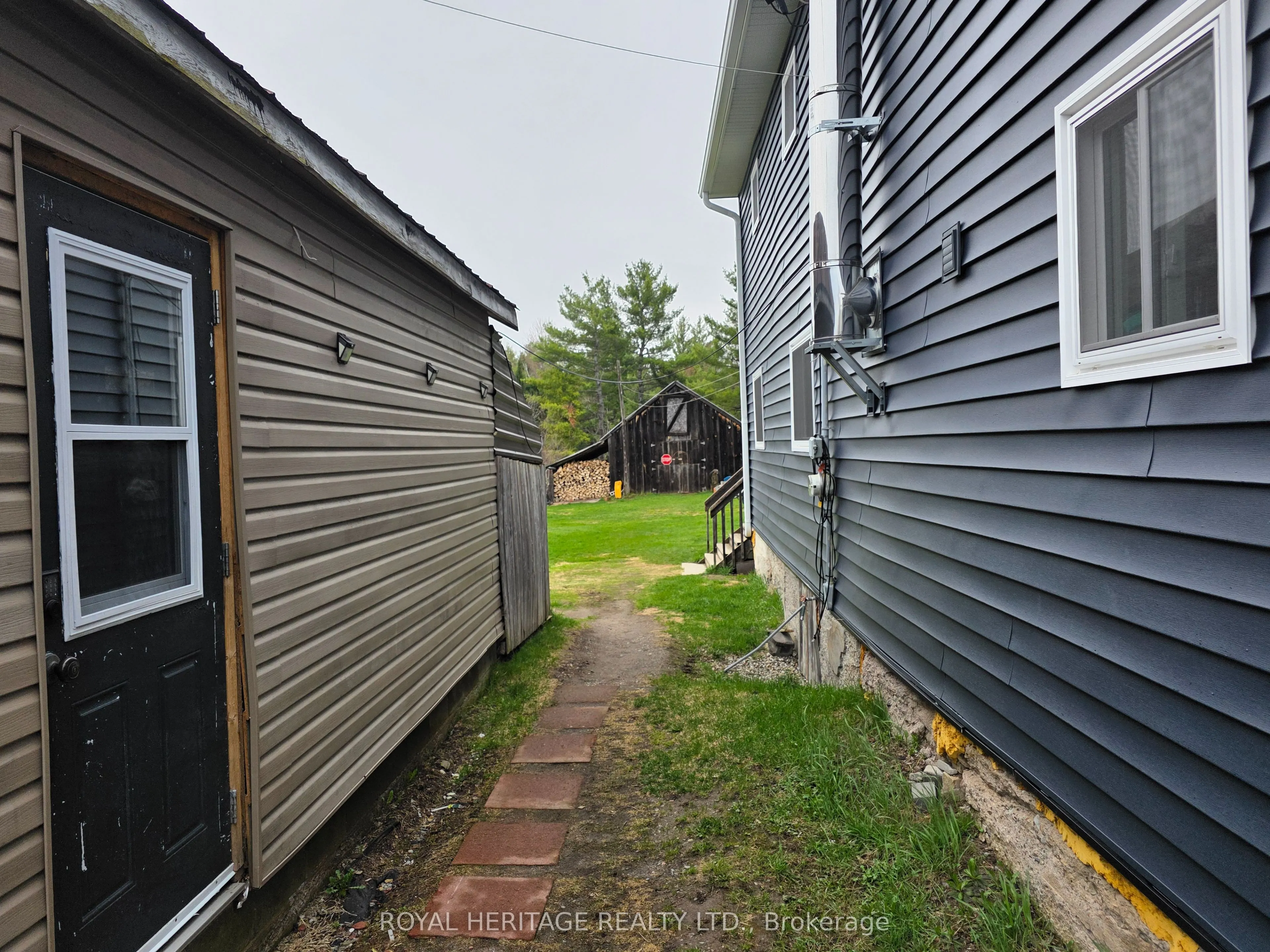20 Lilac Lane