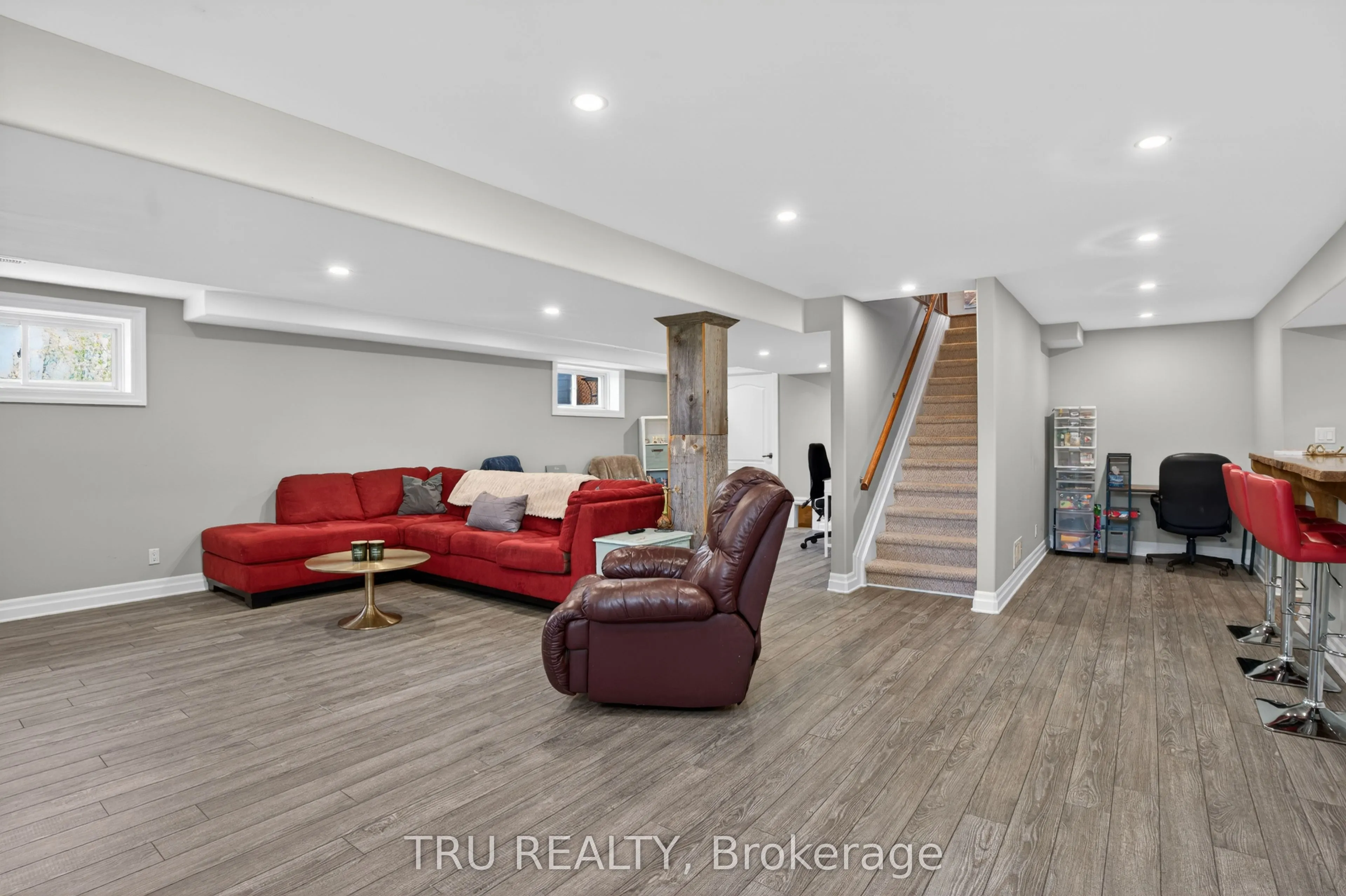 52 Kimberly Avenue