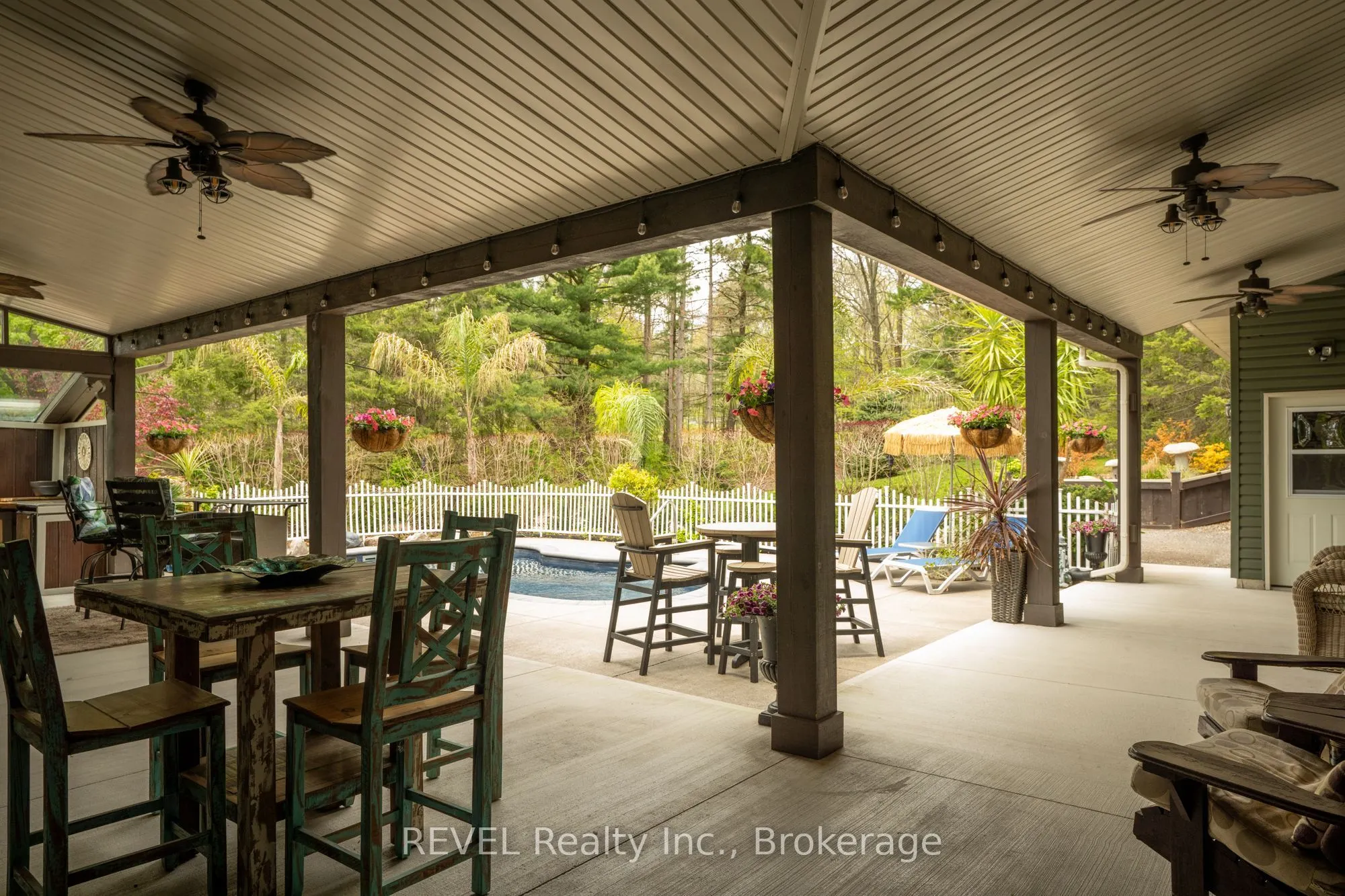 573 CANBORO Road