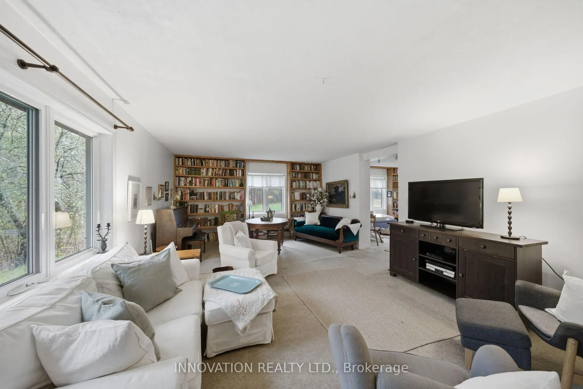 6922 Flewellyn Road
