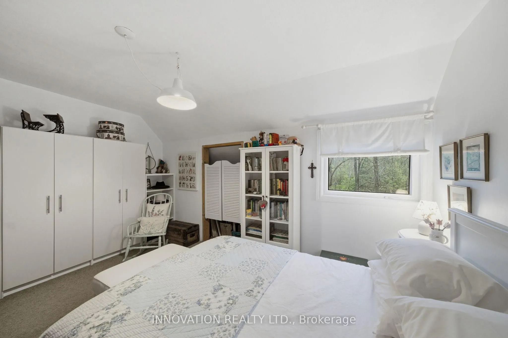 6922 Flewellyn Road