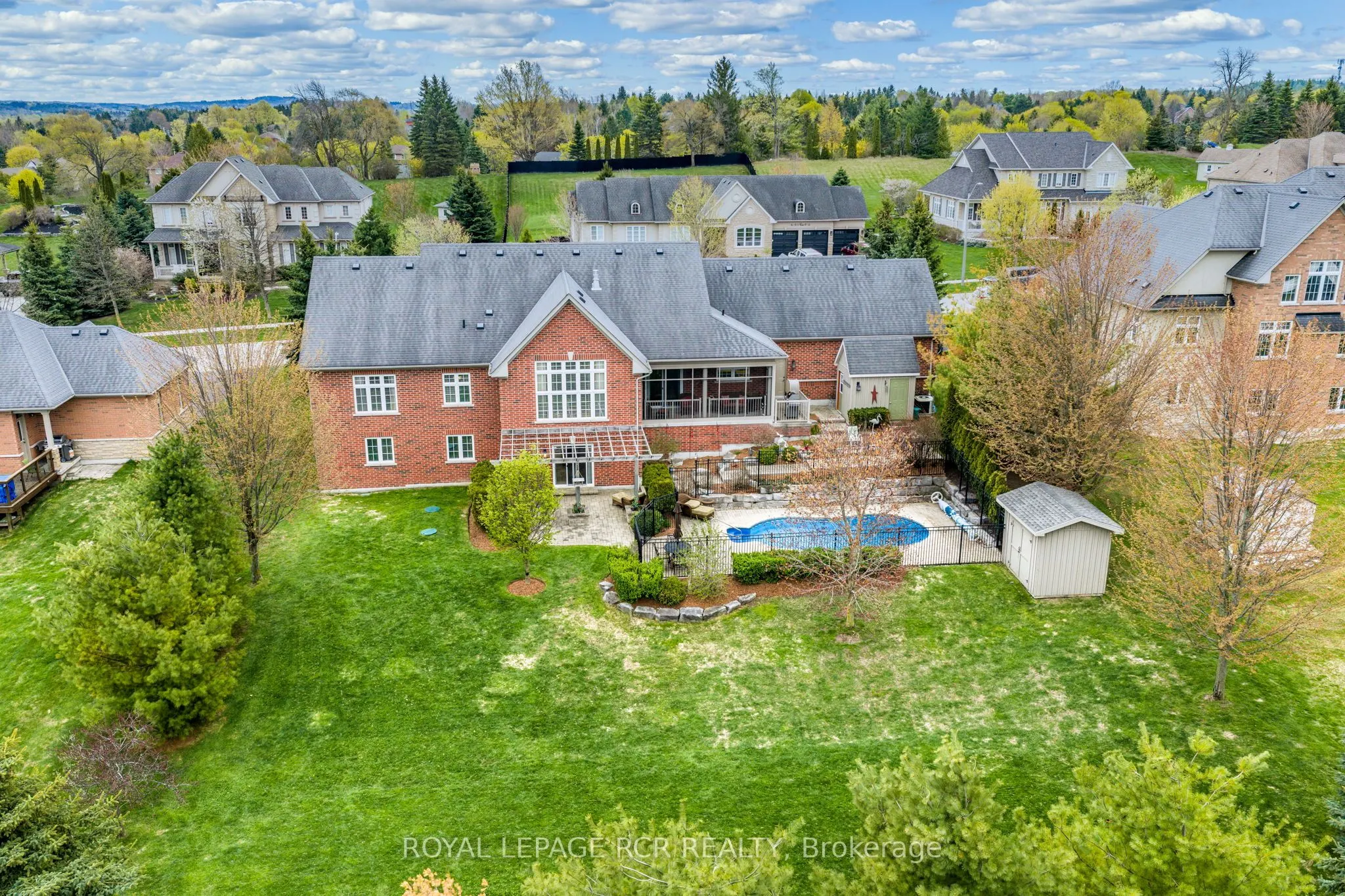 8 Masters Creek Boulevard