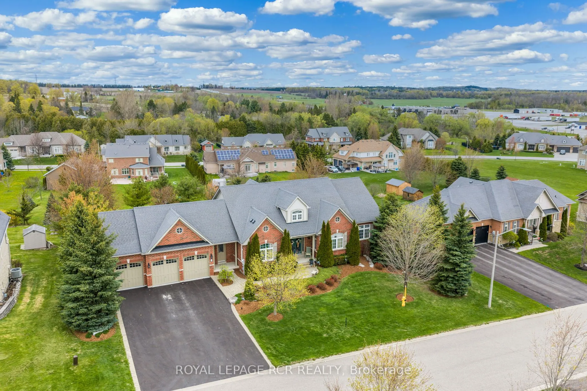 8 Masters Creek Boulevard