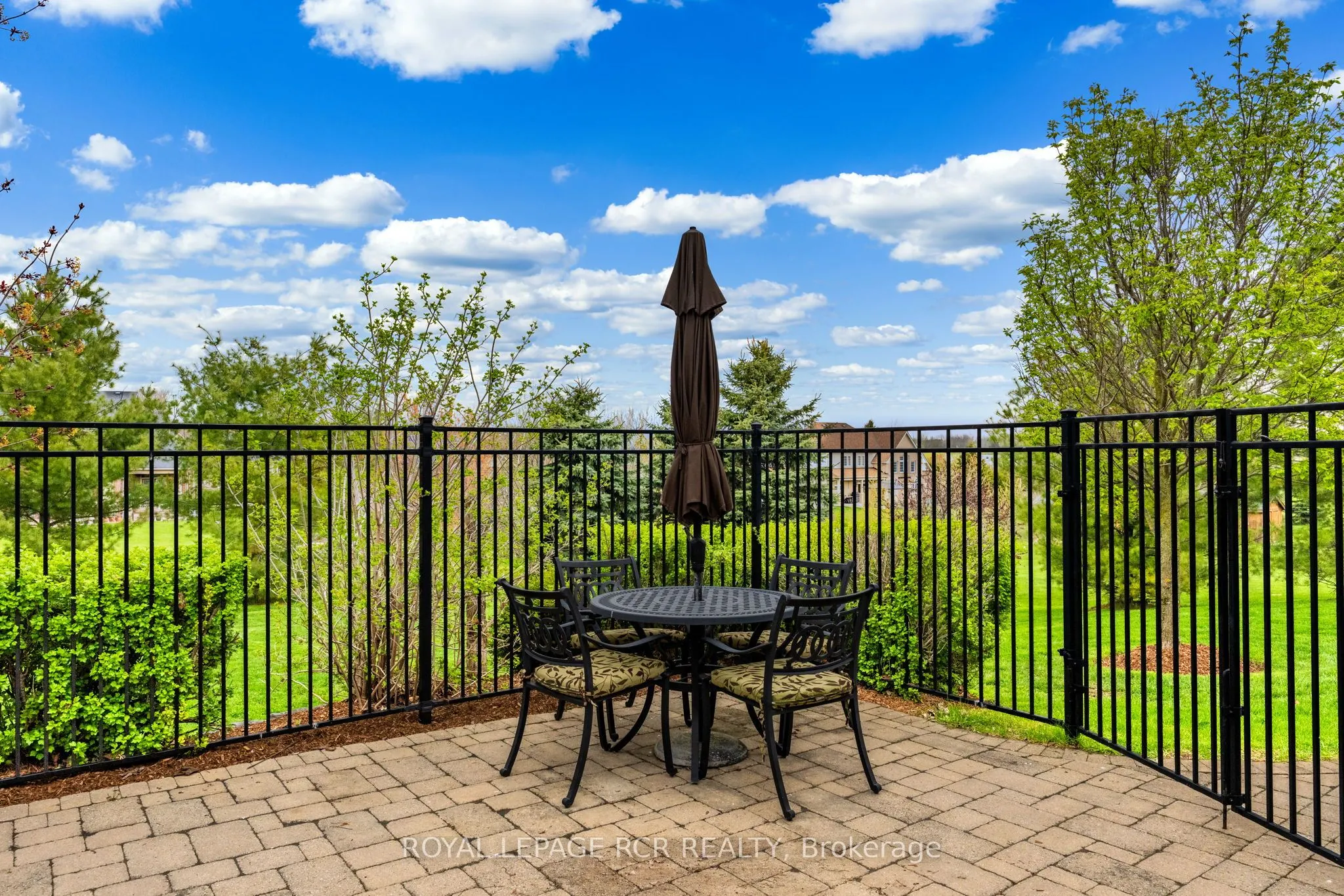 8 Masters Creek Boulevard