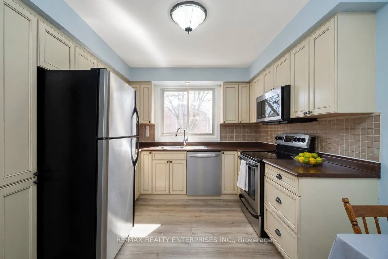 121 Morgan Avenue #7