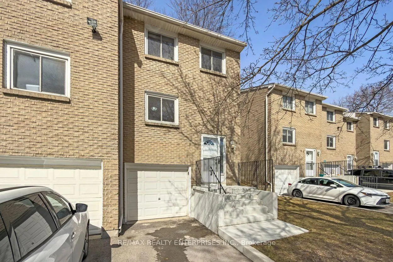 121 Morgan Avenue #7