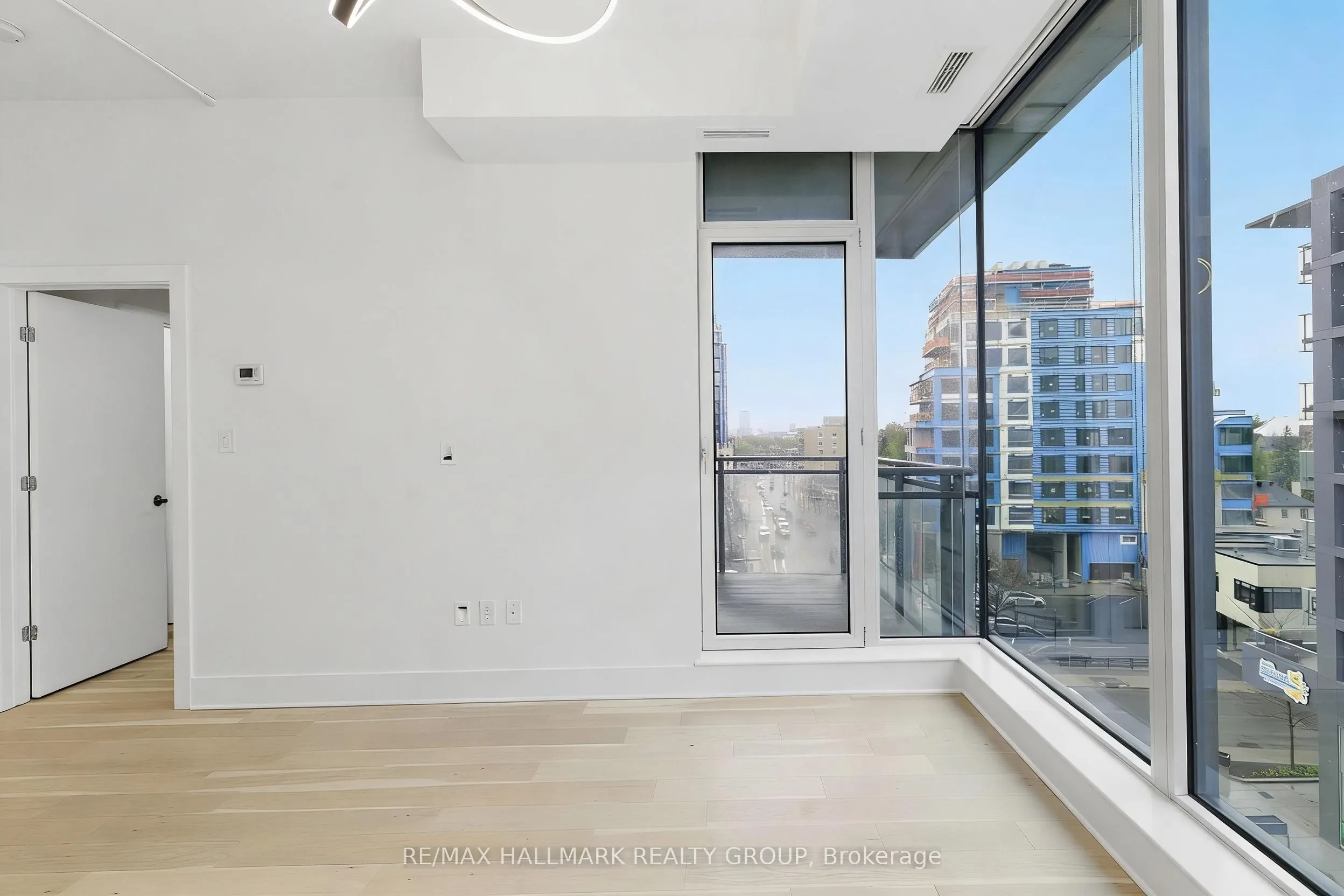 101 Richmond Road #611