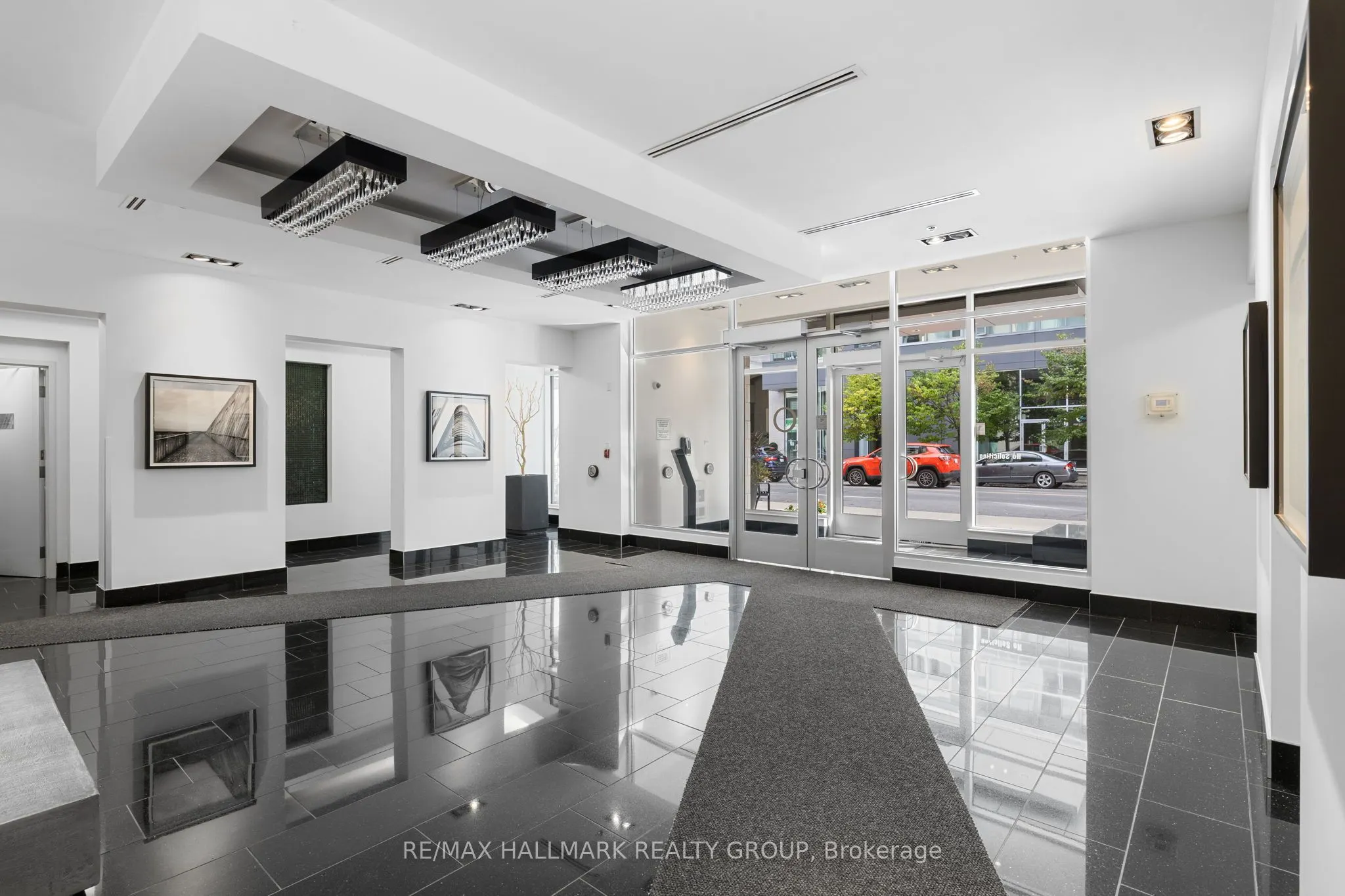 101 Richmond Road #611