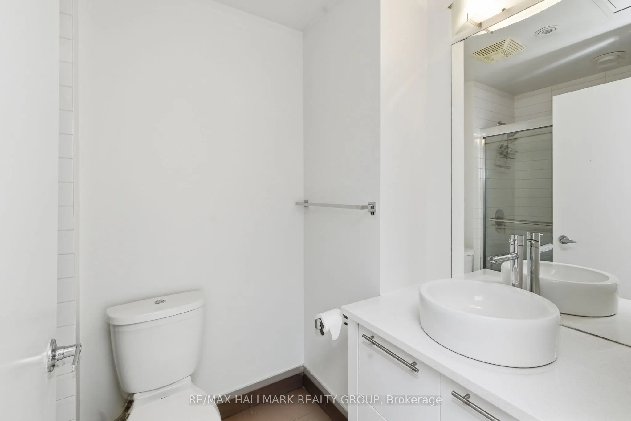 101 Richmond Road #611