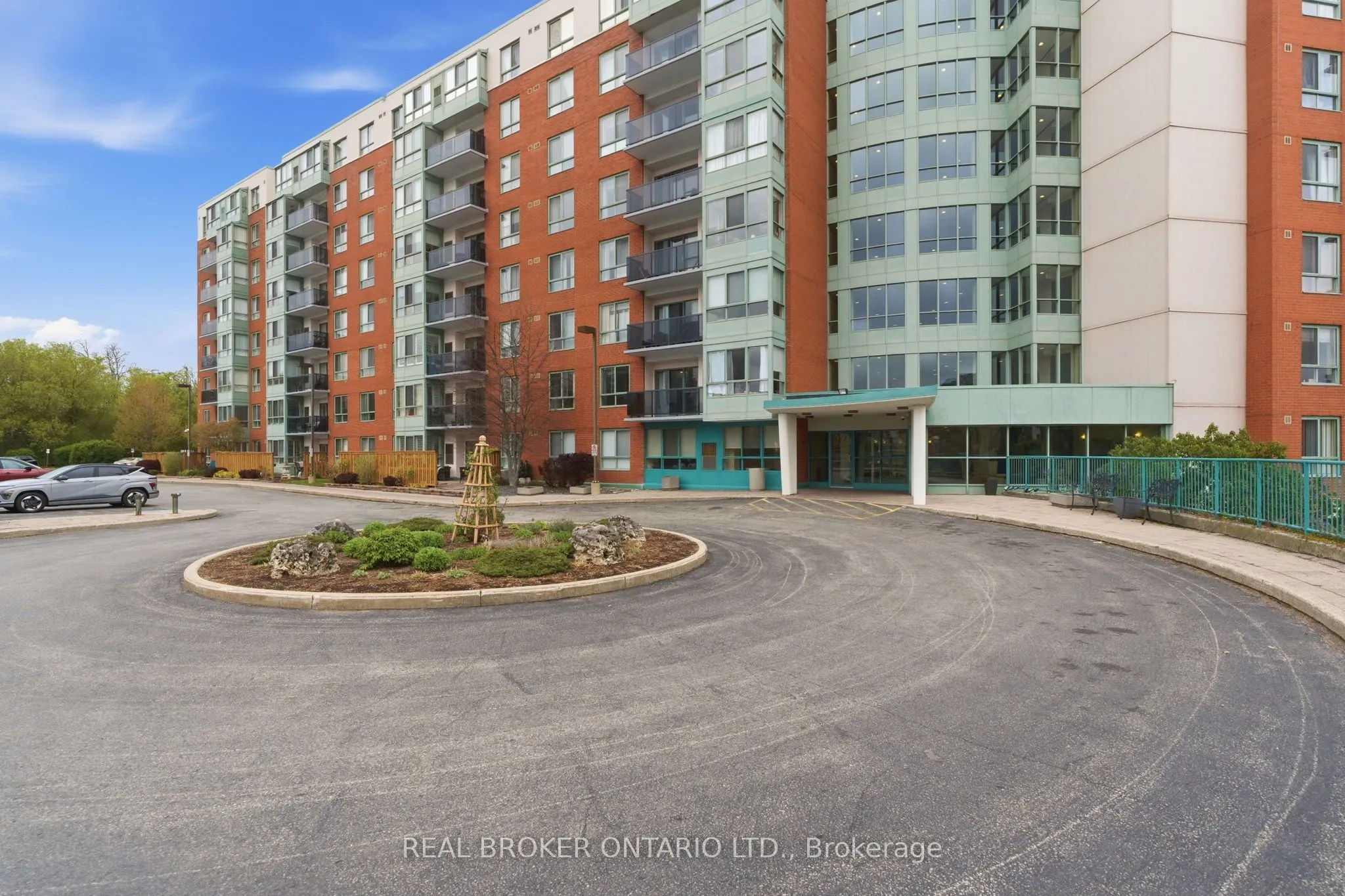 30 Blue Springs Drive #215