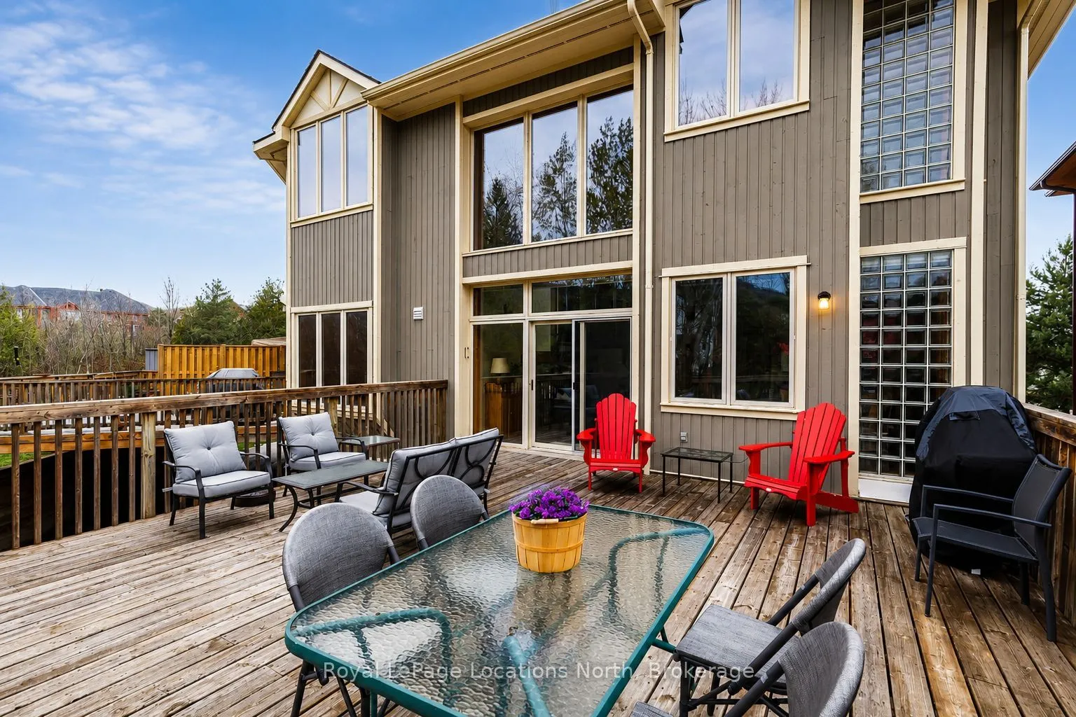 224 Blueski George Crescent #16