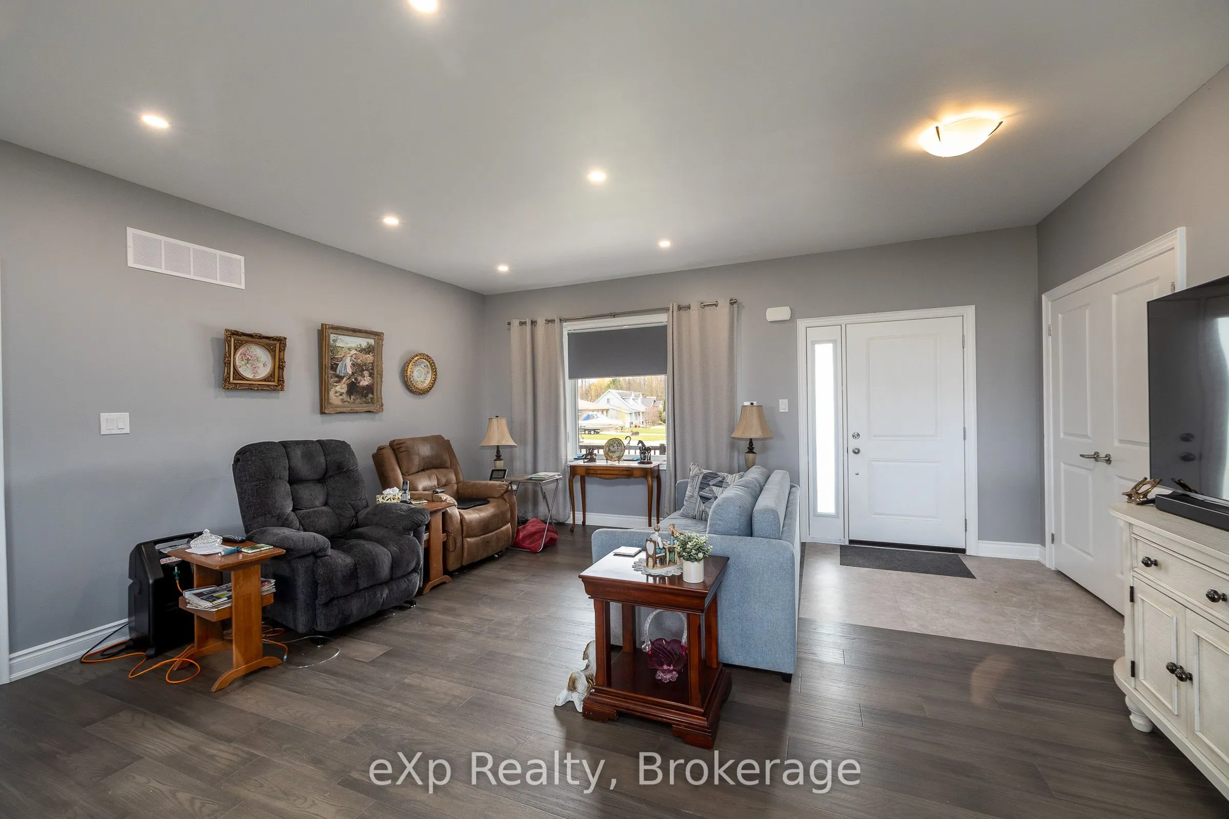 43 Country Crescent