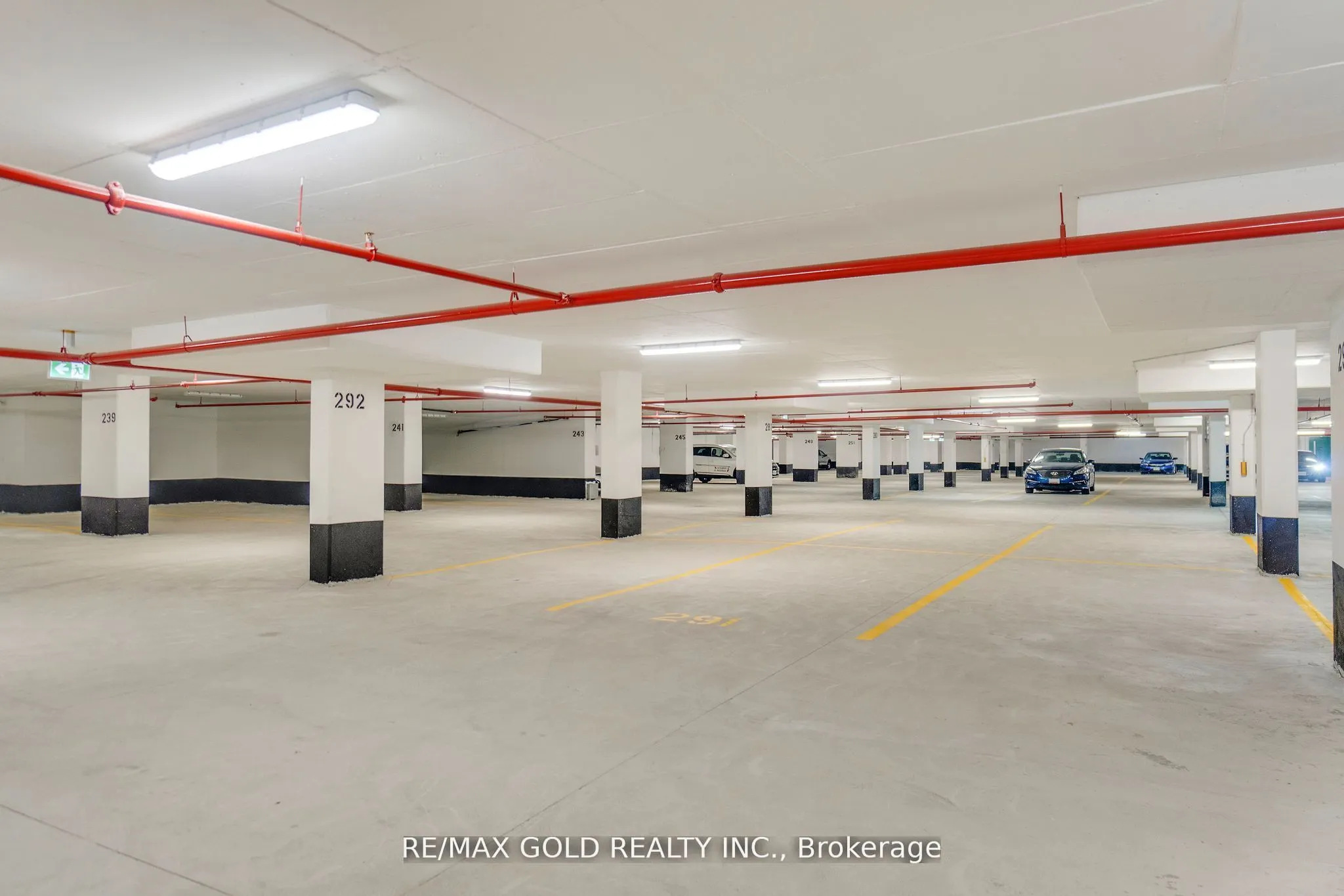 2782 Barton Street E #803