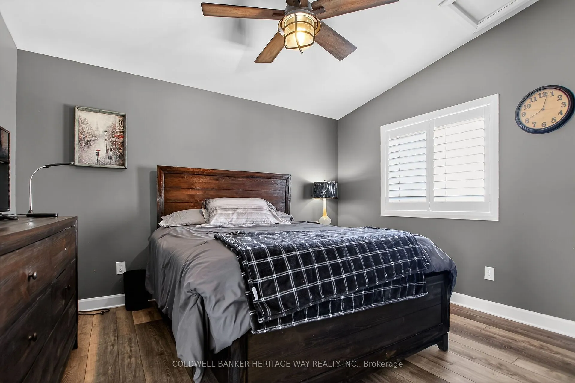 999 Ennis Road