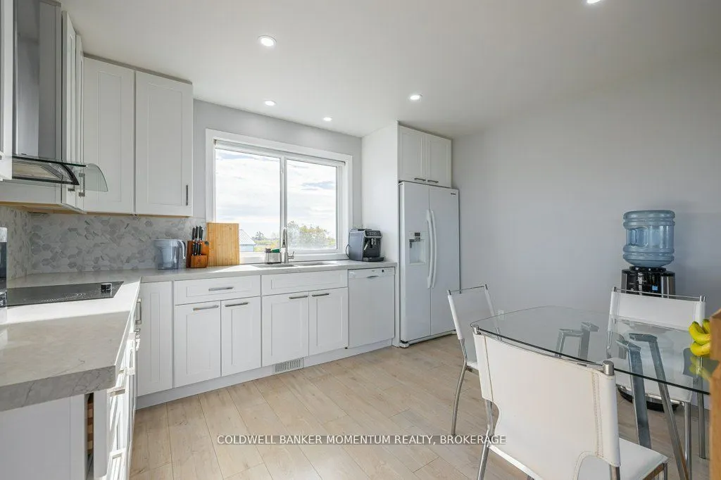 165 East West Line
