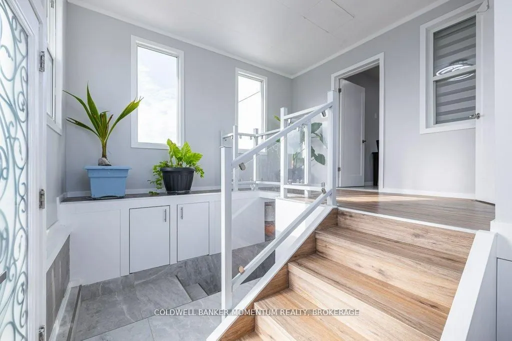 165 East West Line