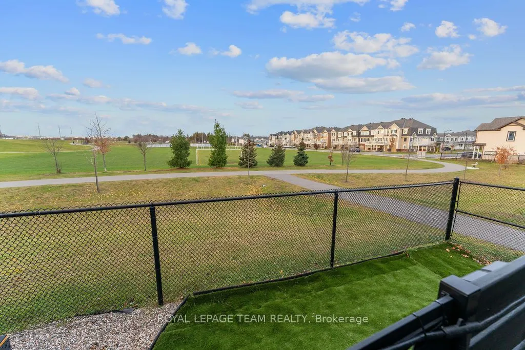 643 Rye Grass Way