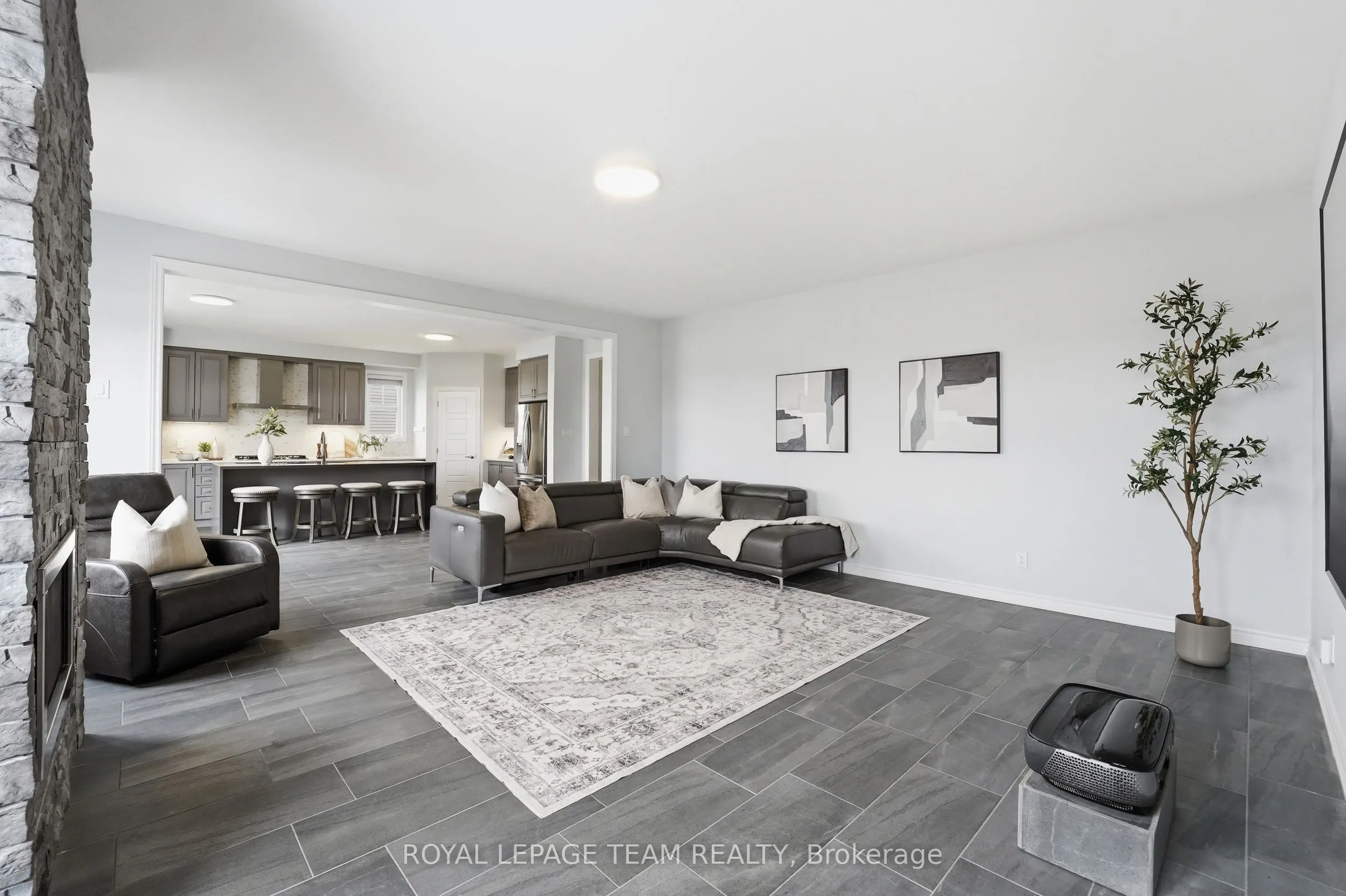 643 Rye Grass Way