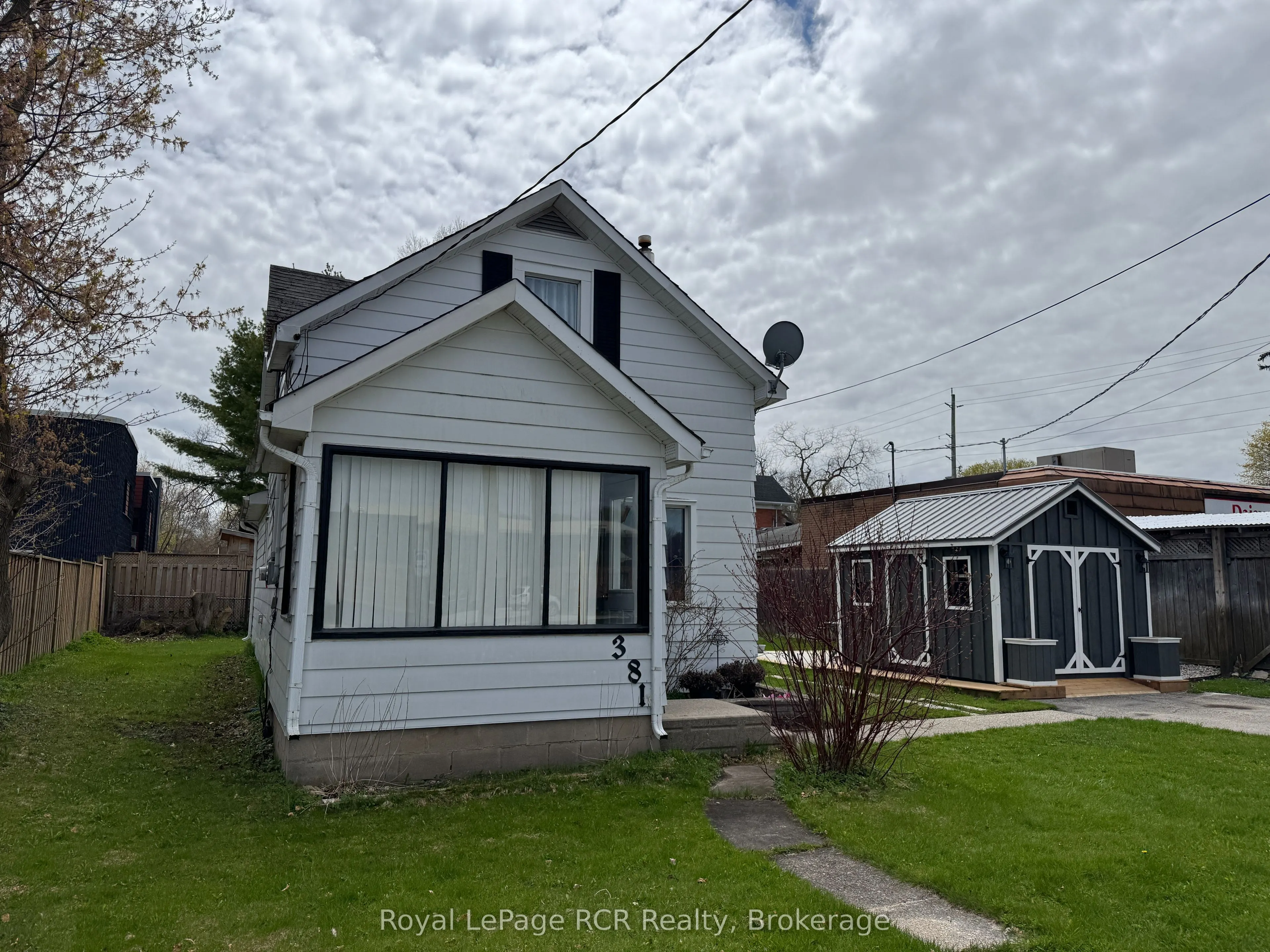 381 14th Street W