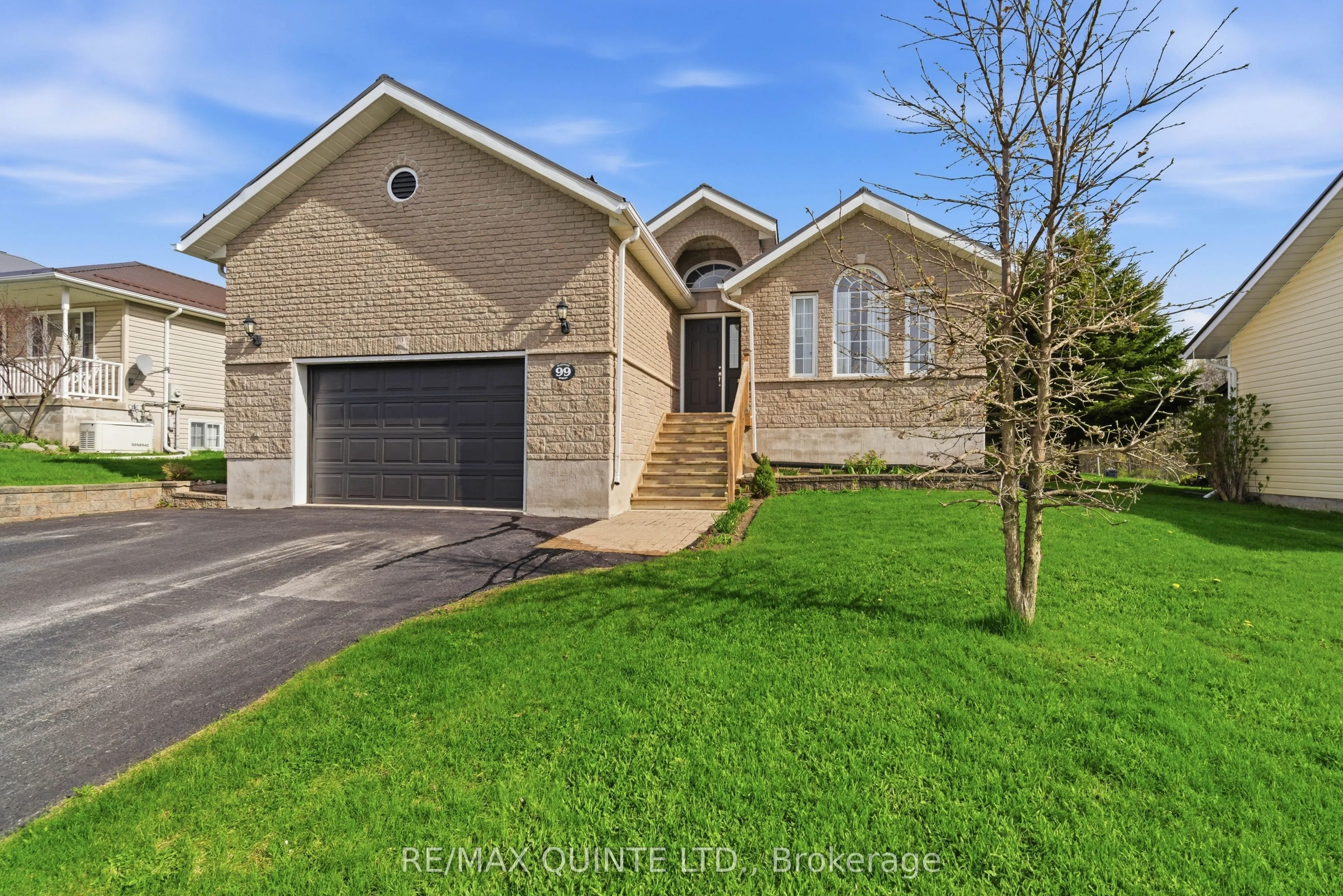 99 McKenzie Street