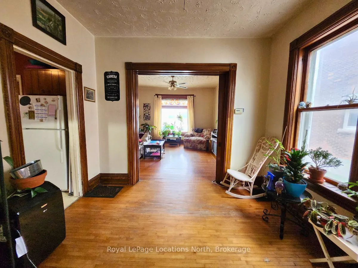 1140 2nd Avenue W