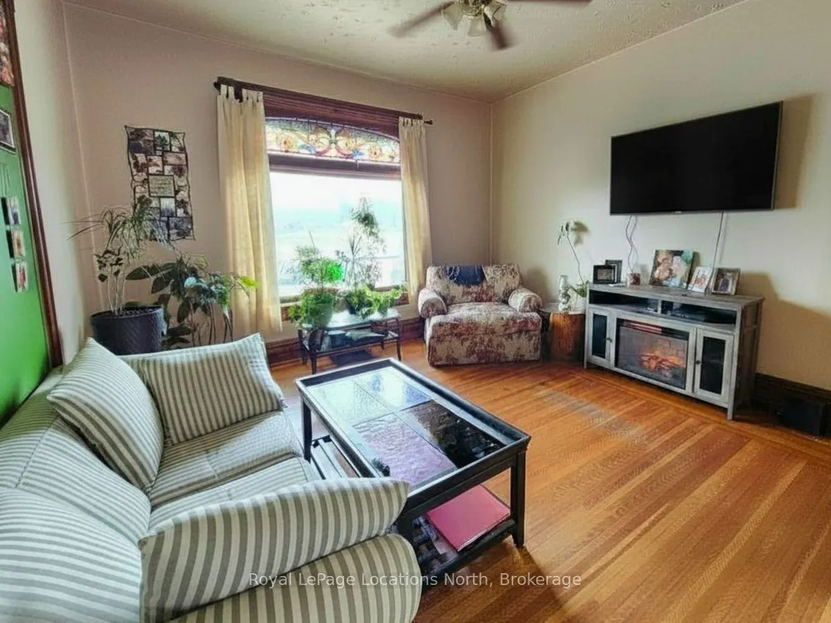 1140 2nd Avenue W