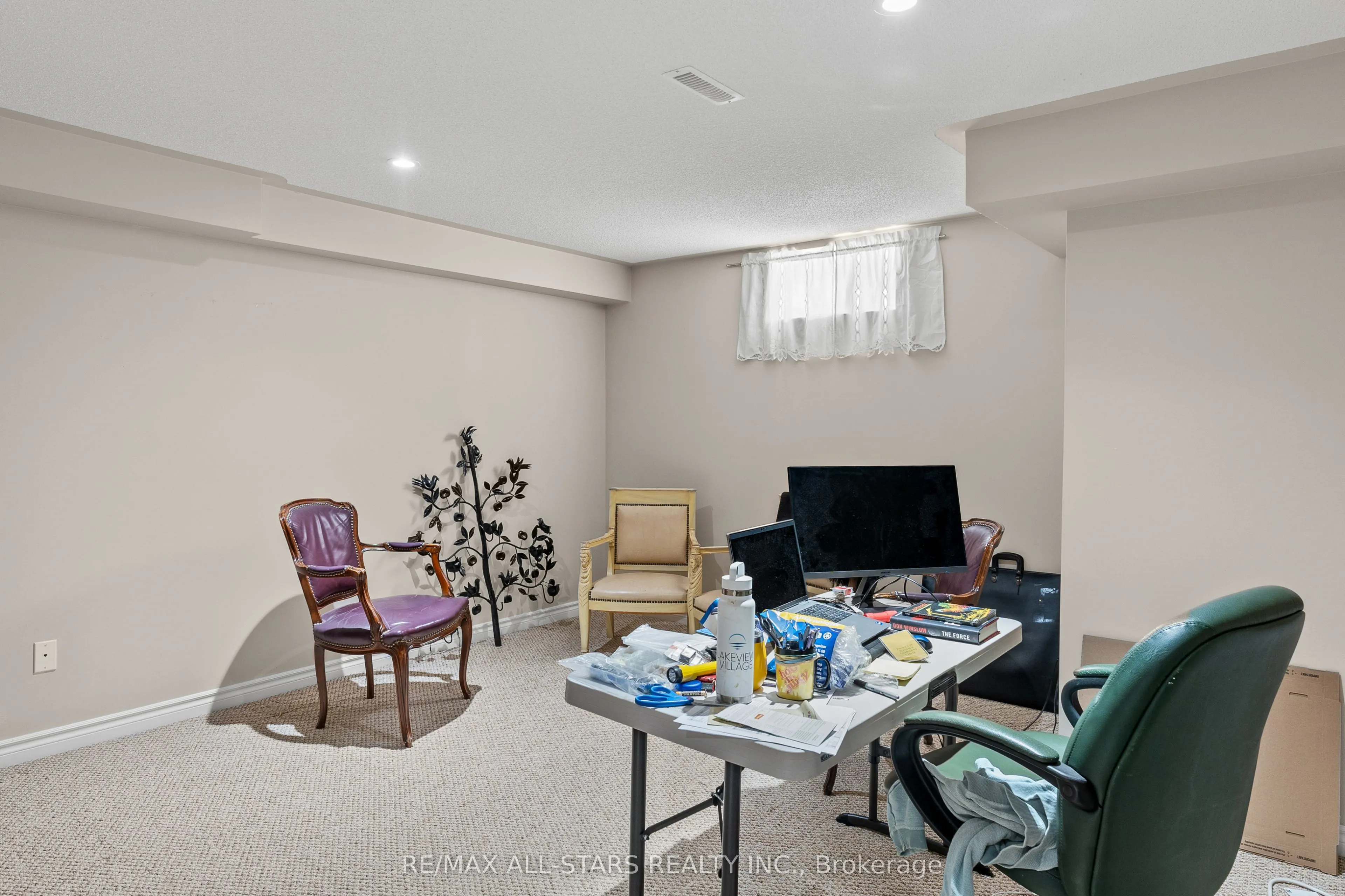 111 colborne Street #11