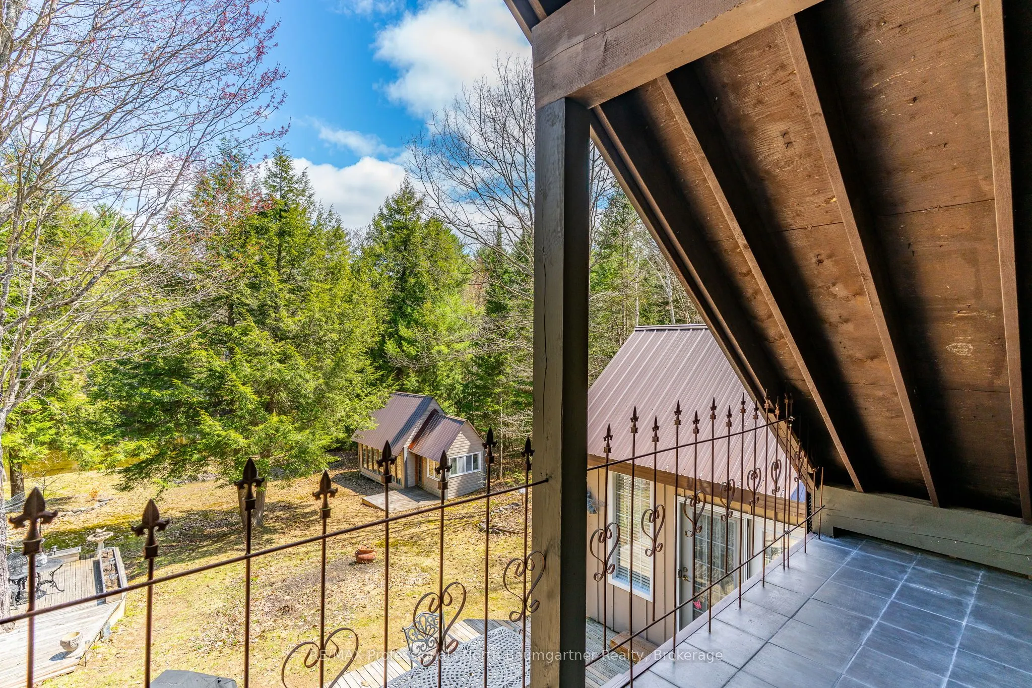 1065 Cloverleaf Road