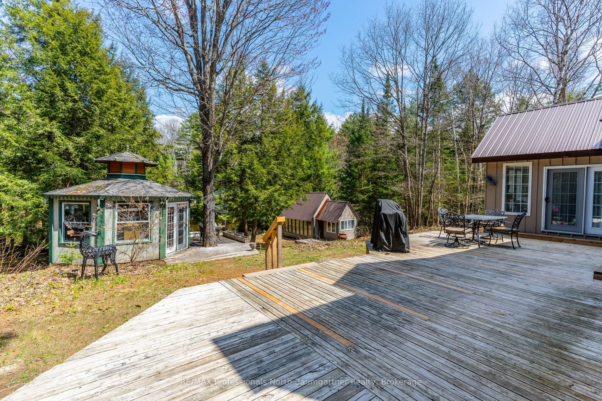 1065 Cloverleaf Road
