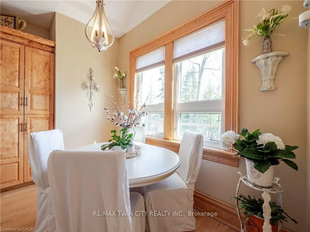 504617 Grey Road 1