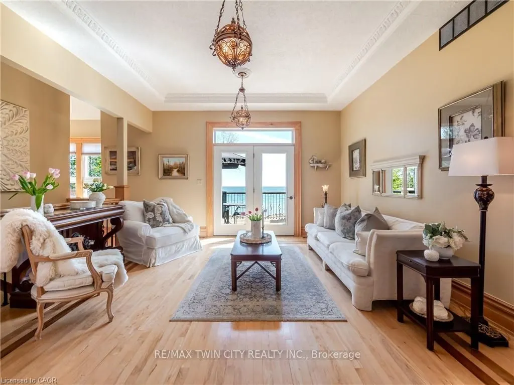 504617 Grey Road 1