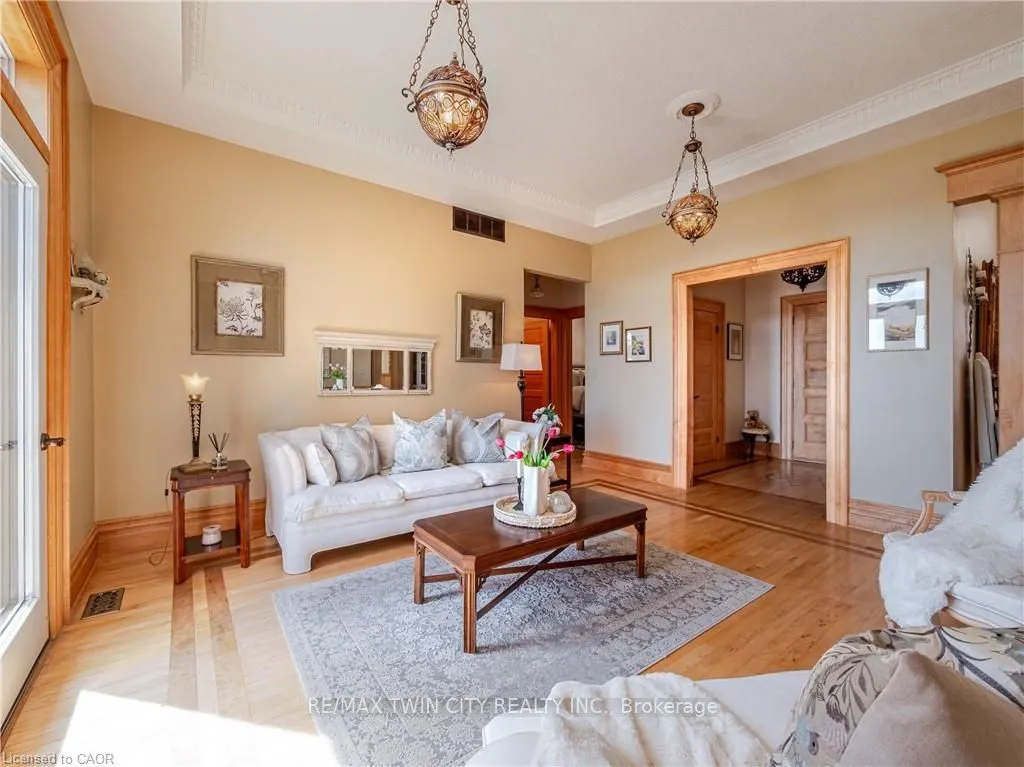 504617 Grey Road 1