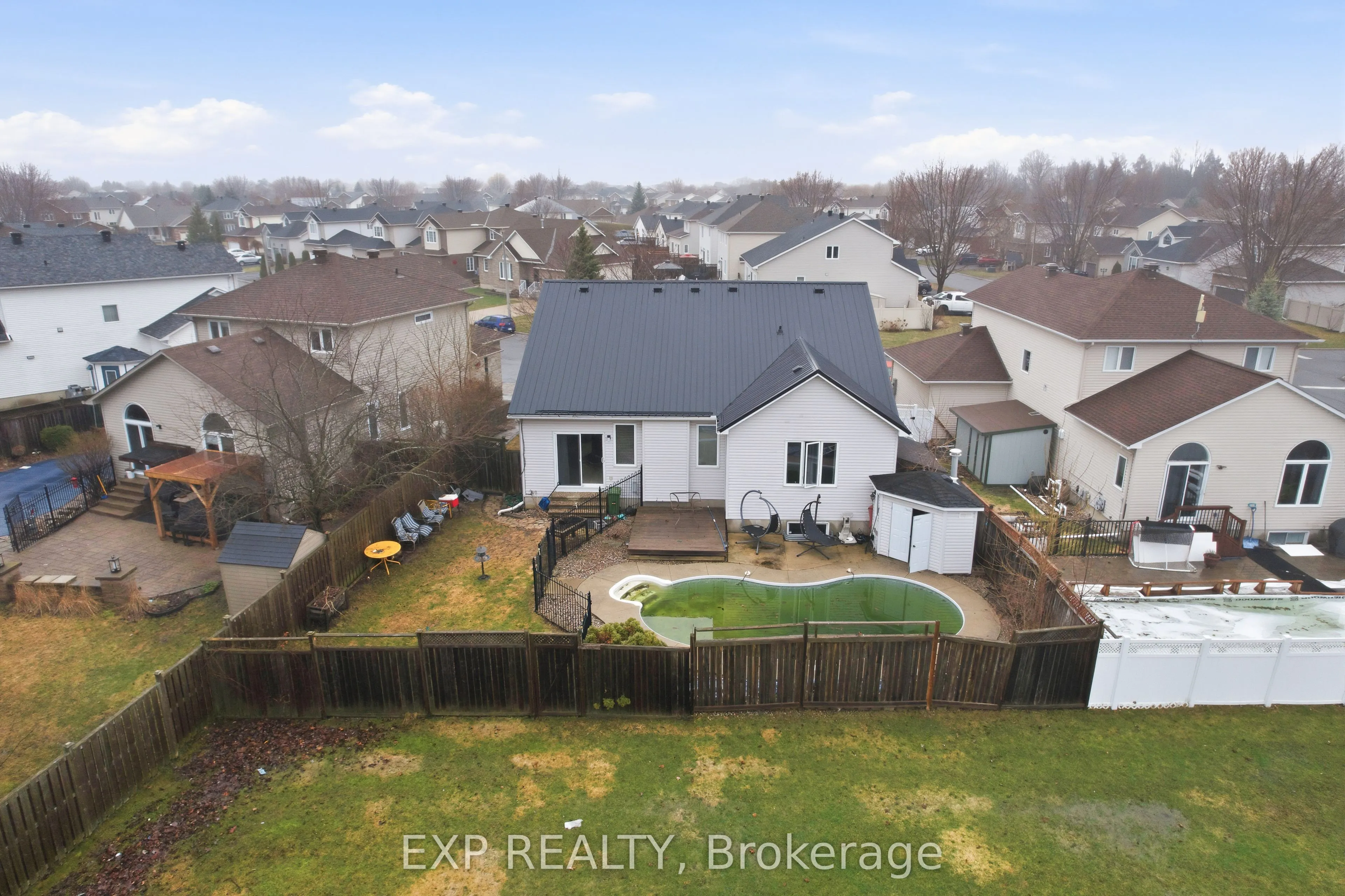 80 La Prairie Street