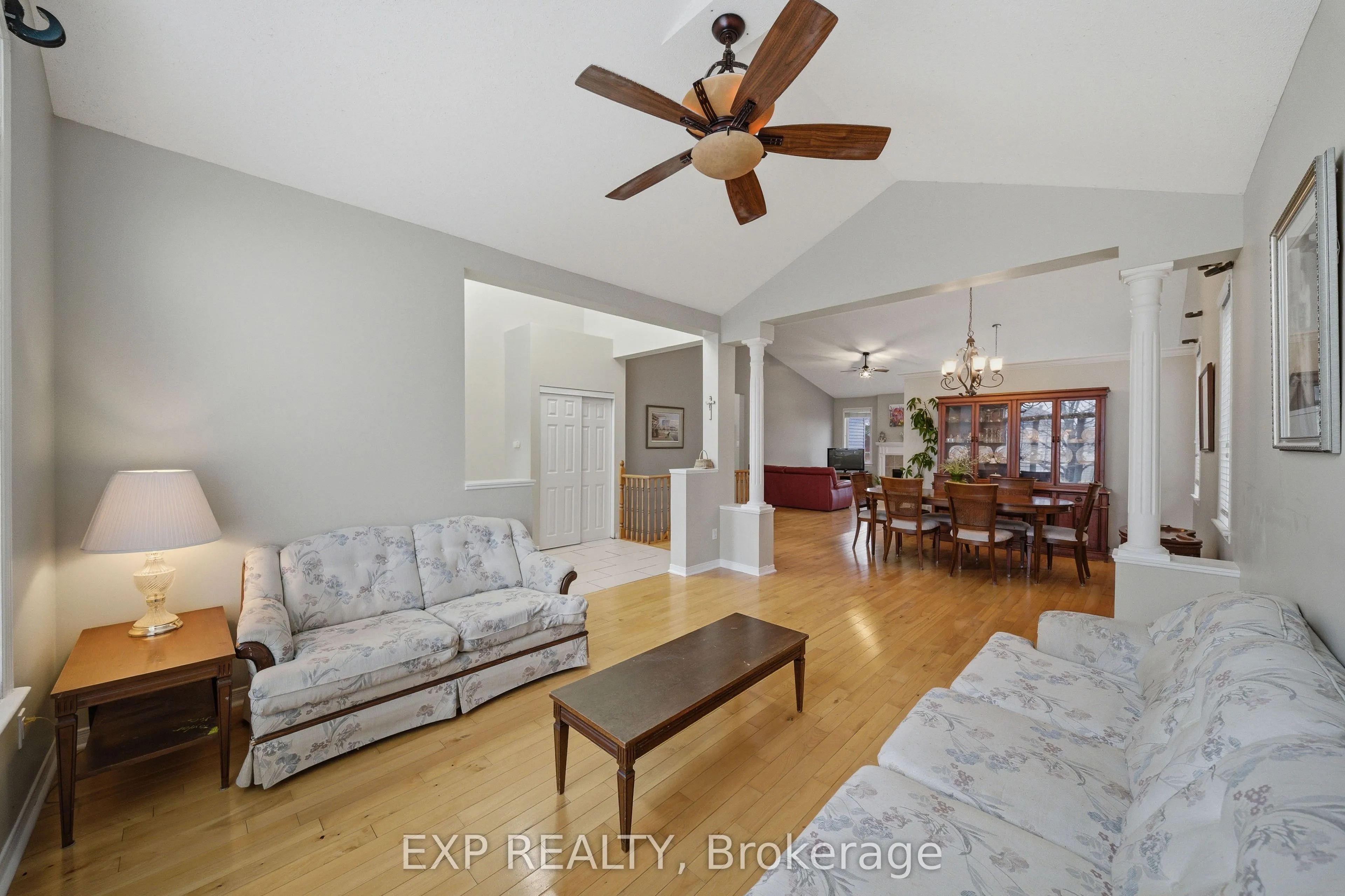 80 La Prairie Street