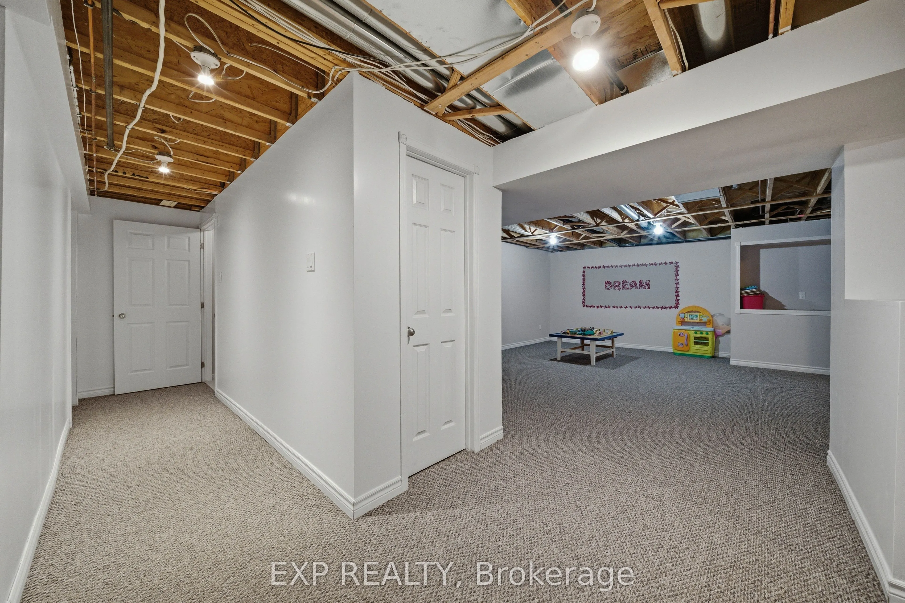 80 La Prairie Street