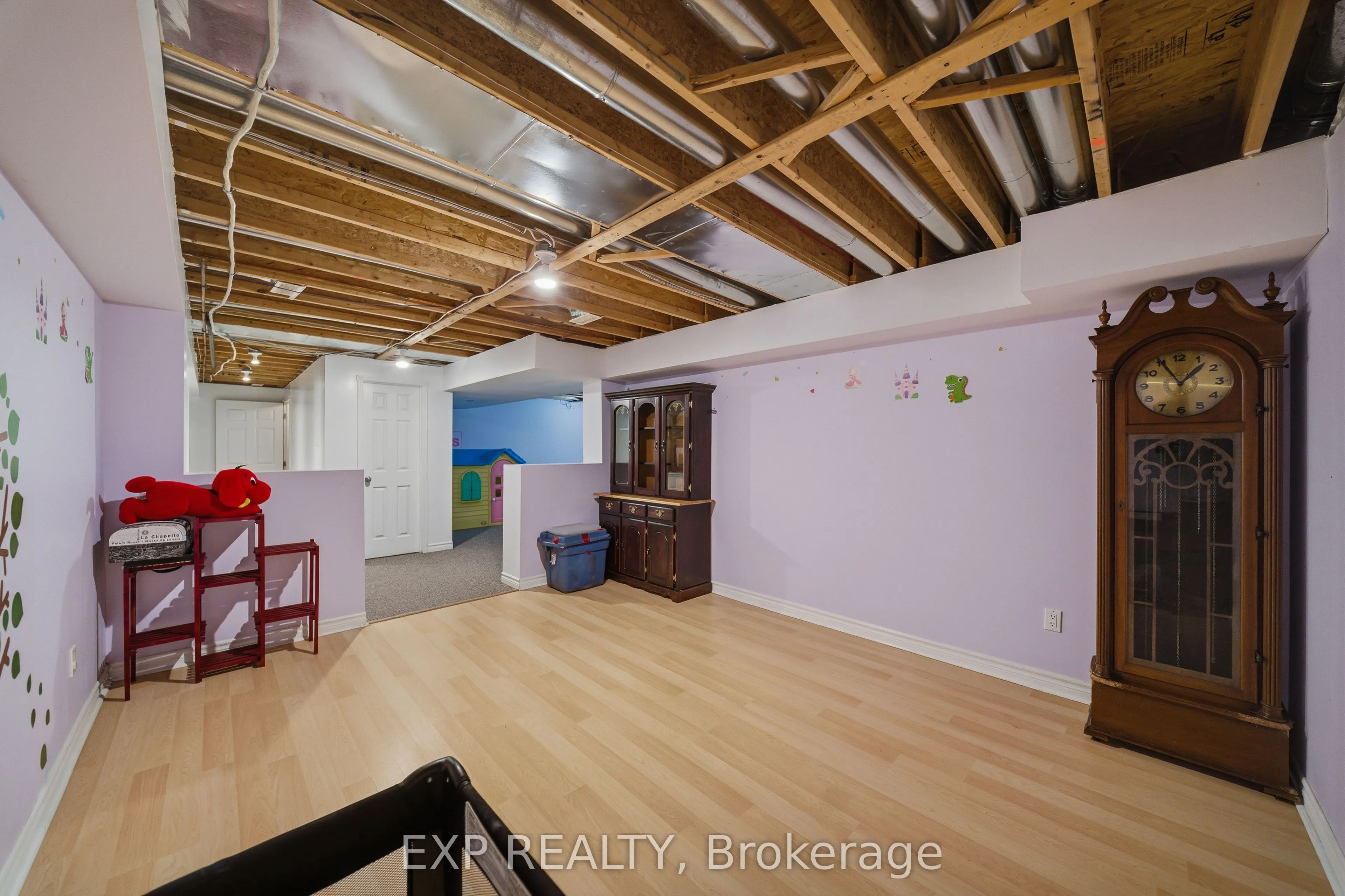 80 La Prairie Street