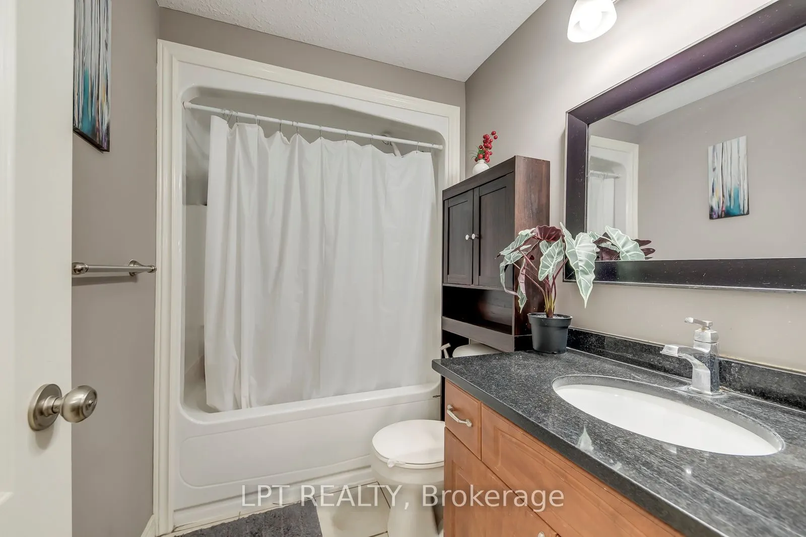 10 Fallowfield Drive #6