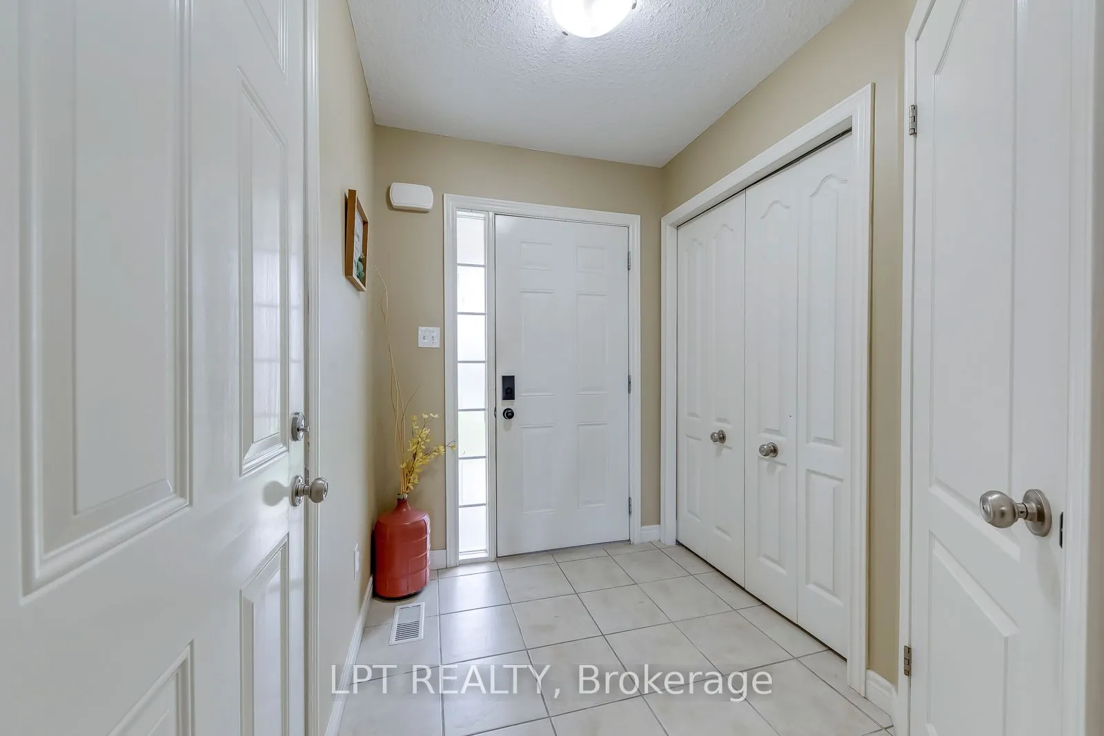 10 Fallowfield Drive #6