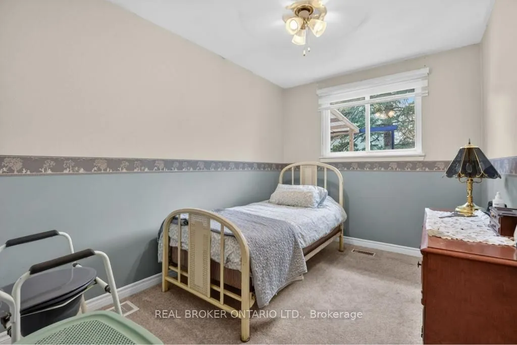 55 Sunrise Crescent