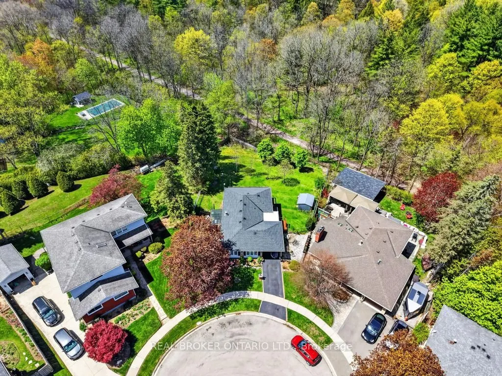 55 Sunrise Crescent