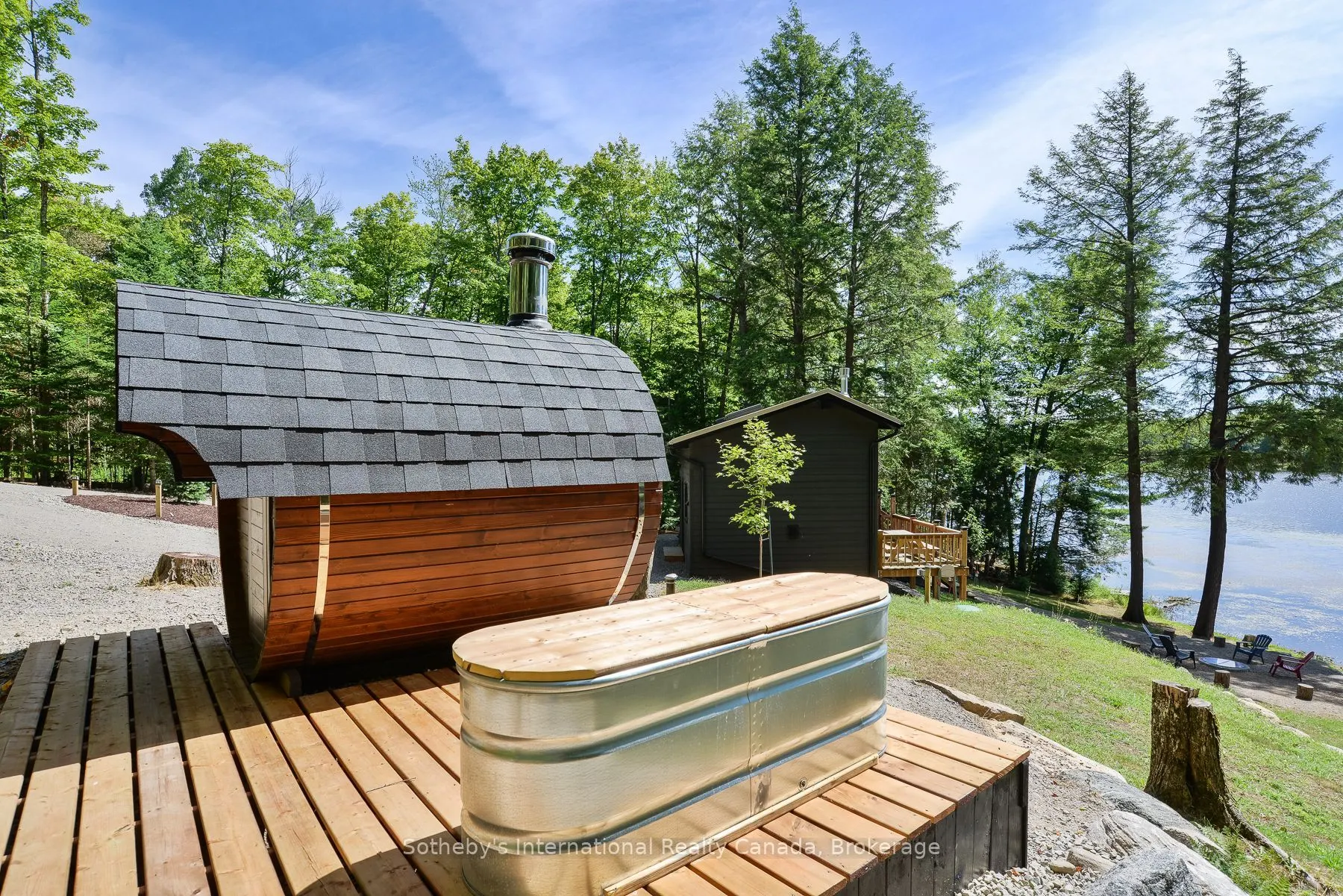 1211 Pluto Trail