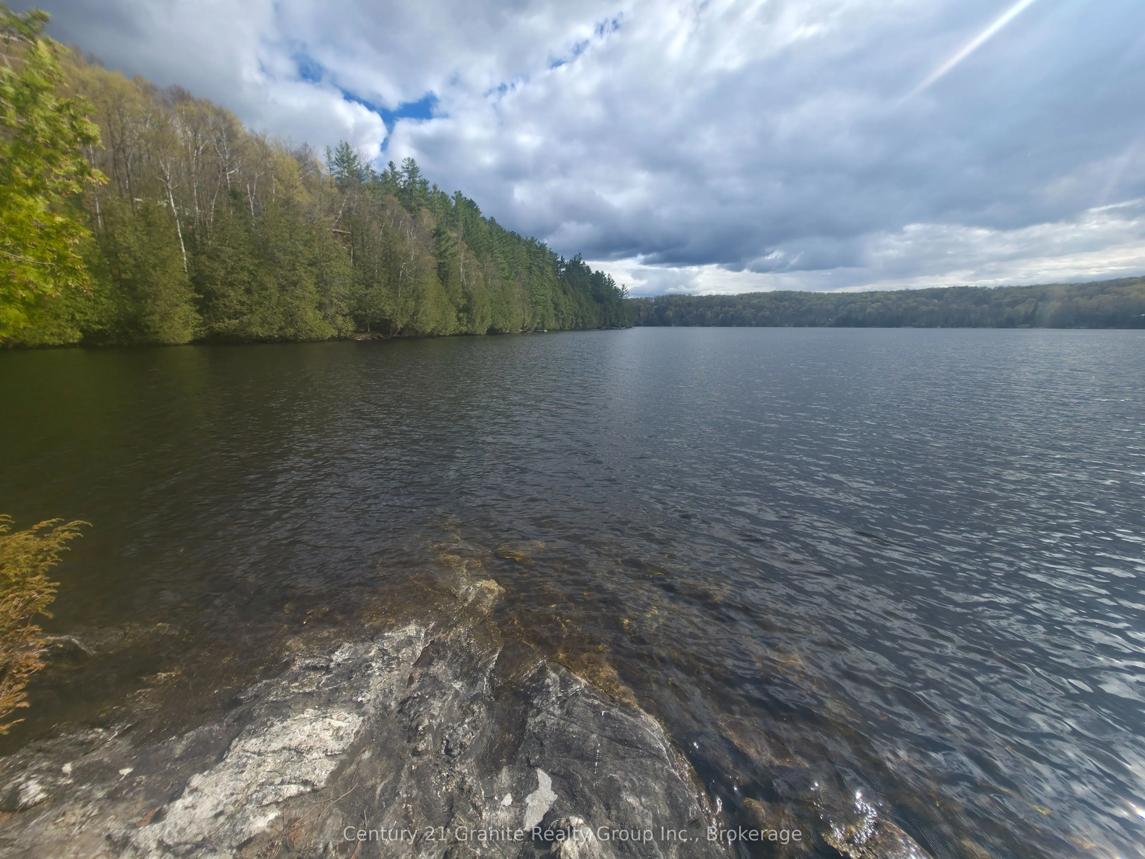 1325 Andek Trail