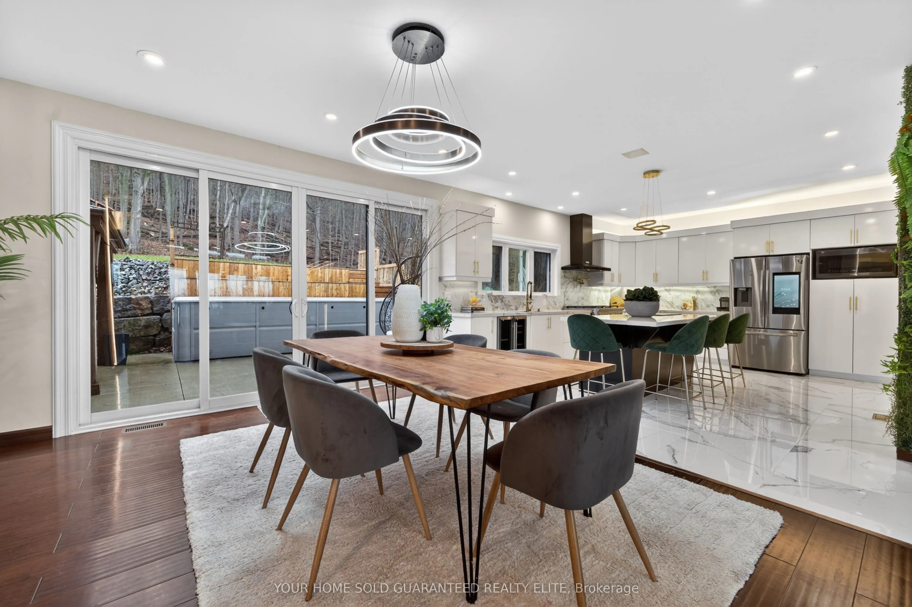 237B Main Street W