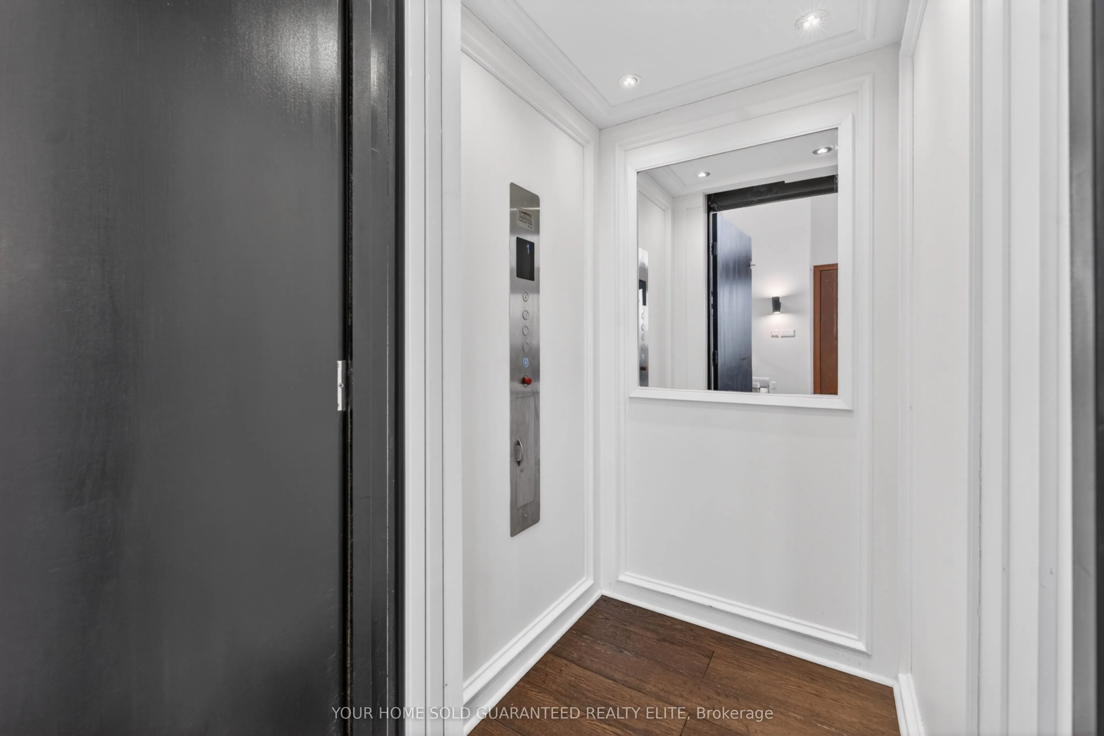 237B Main Street W