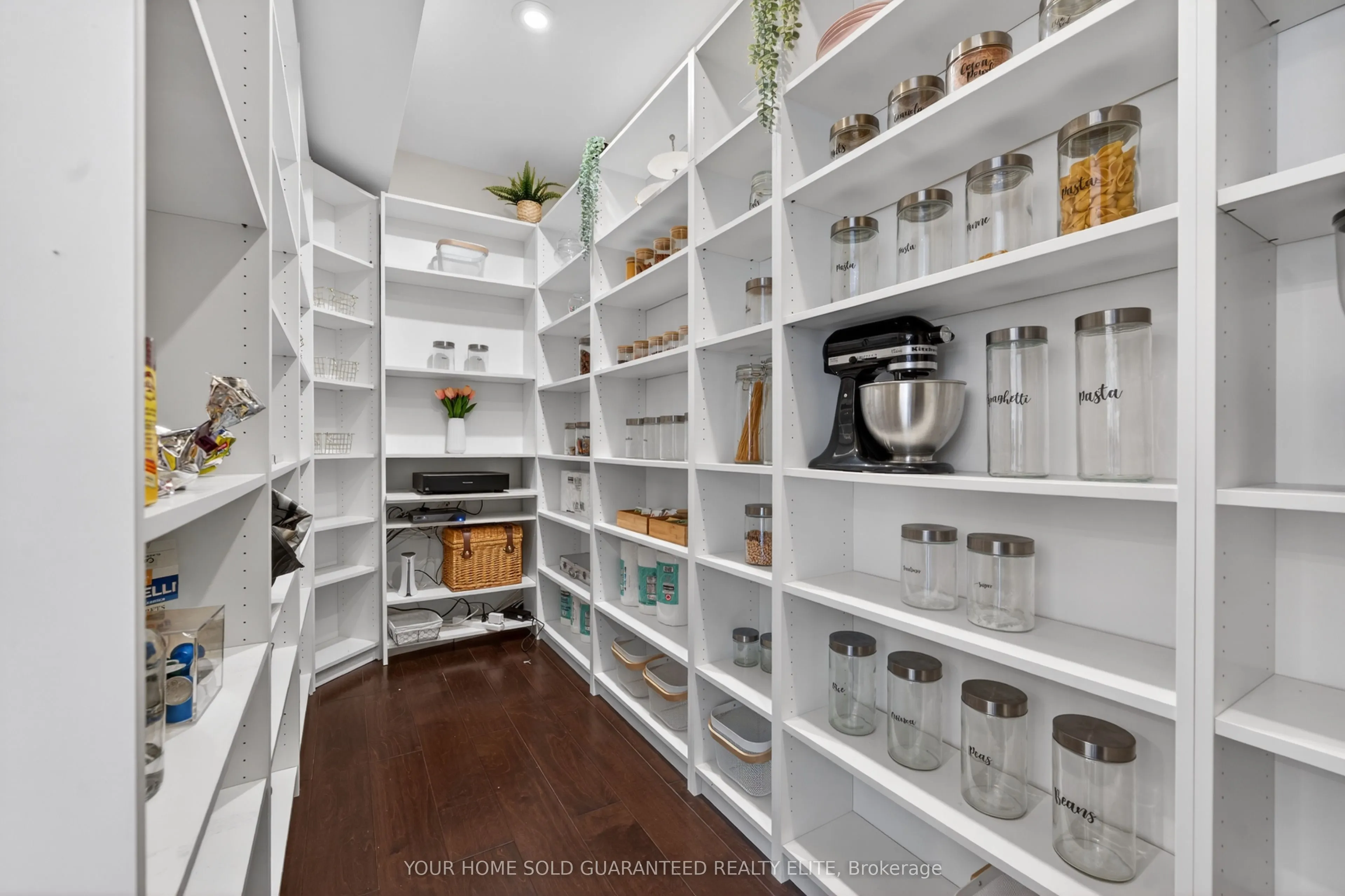 237B Main Street W