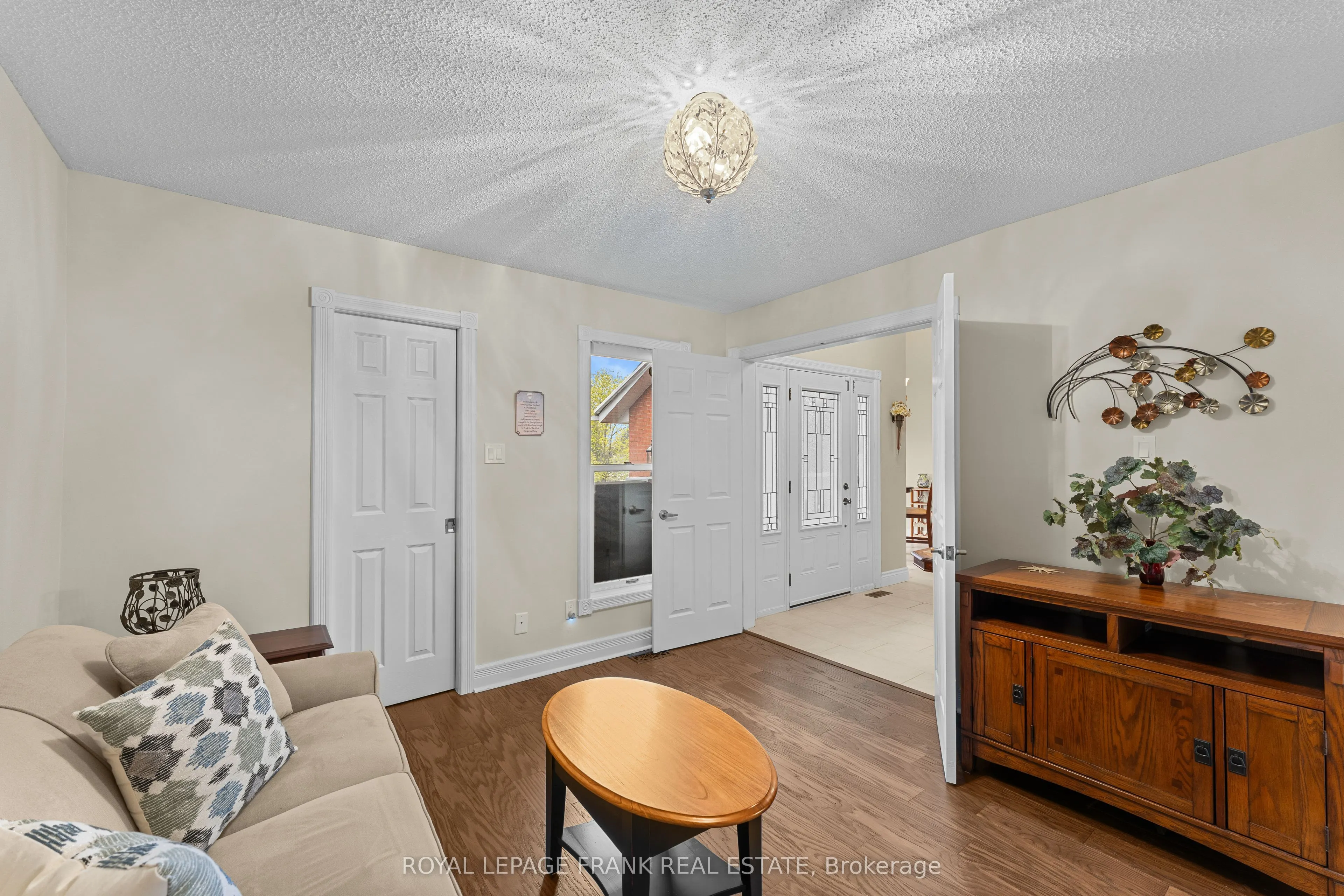 1 Sherwood Street #403