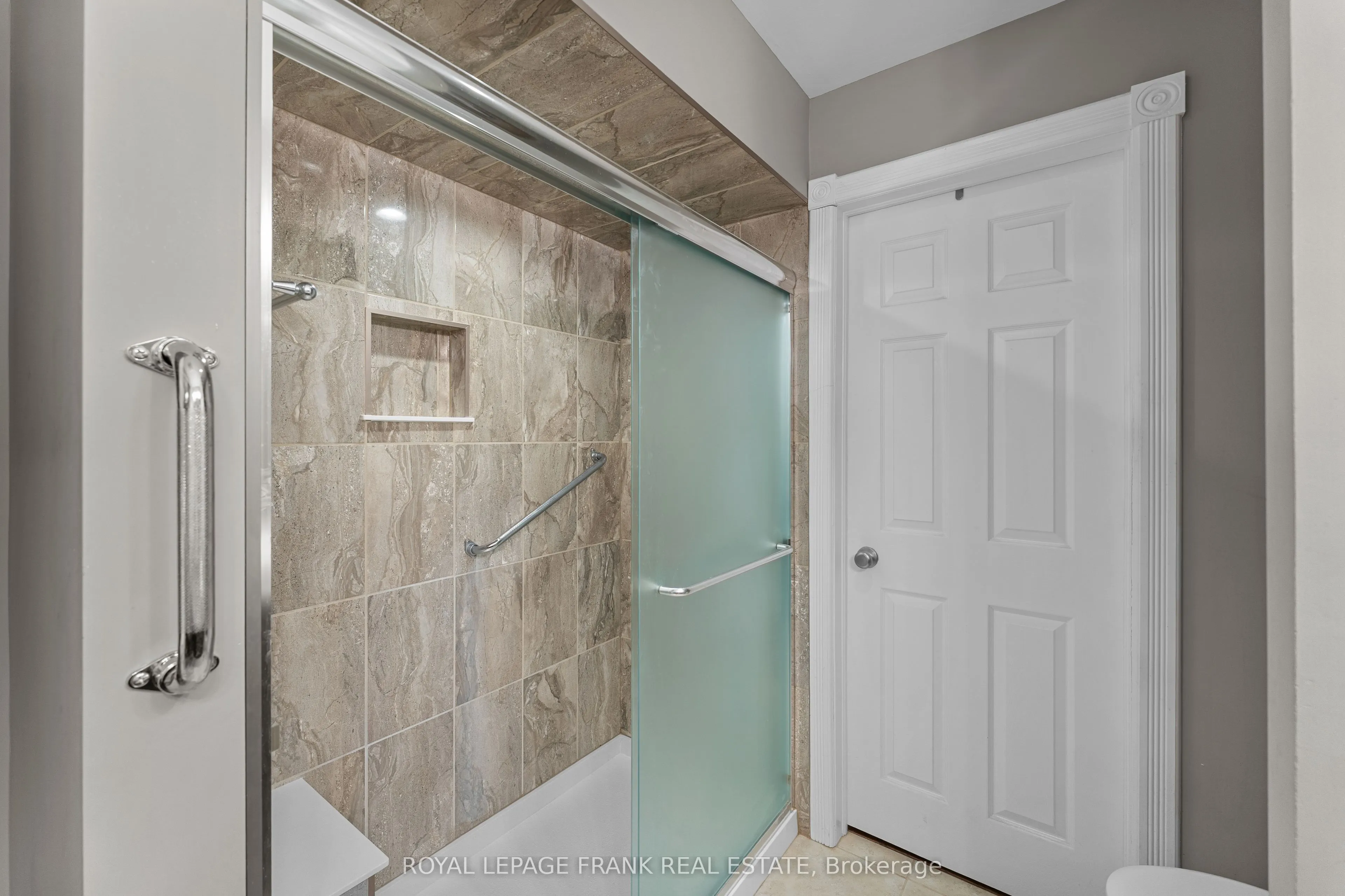 1 Sherwood Street #403