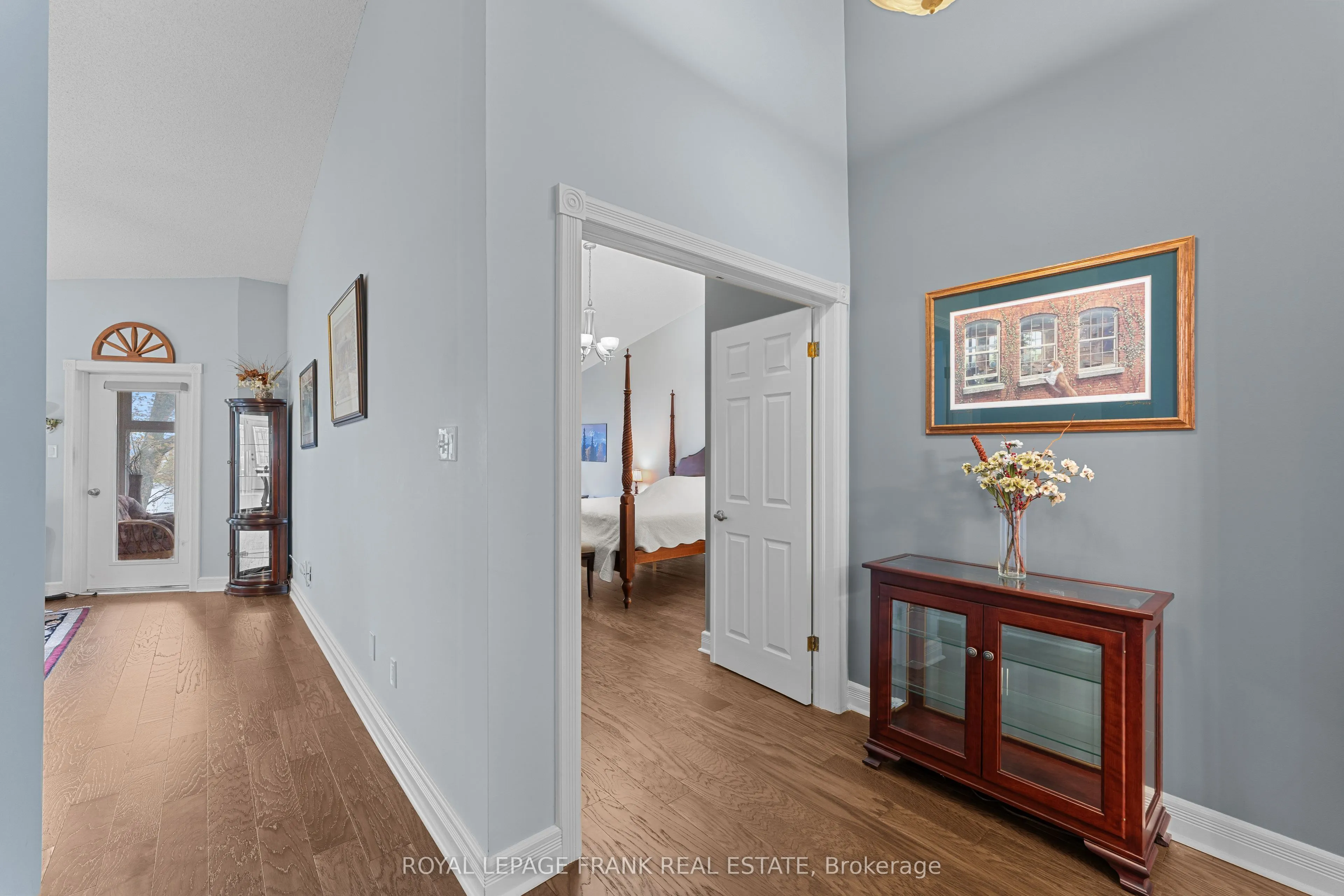 1 Sherwood Street #403