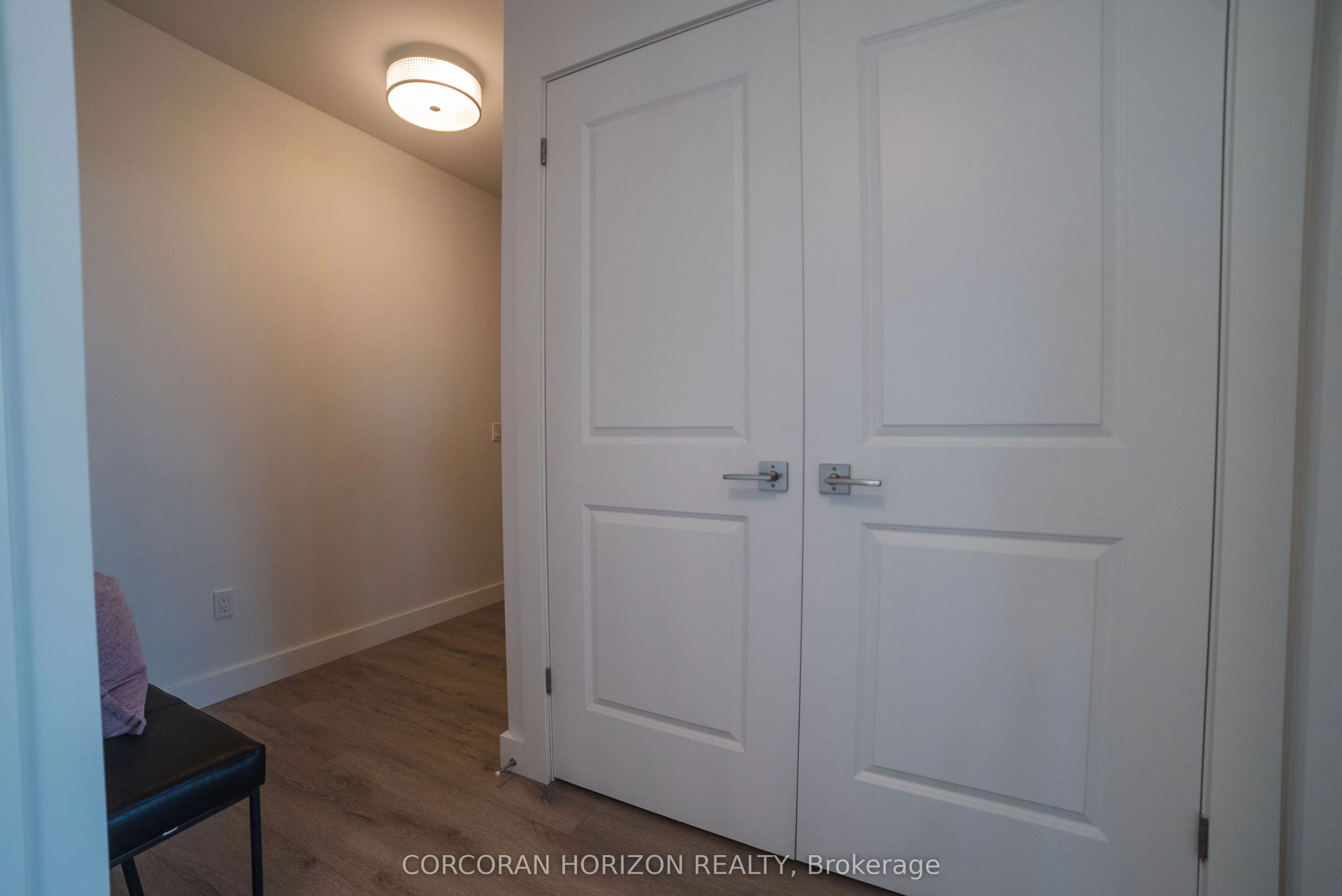 15 Glebe Street S #1701